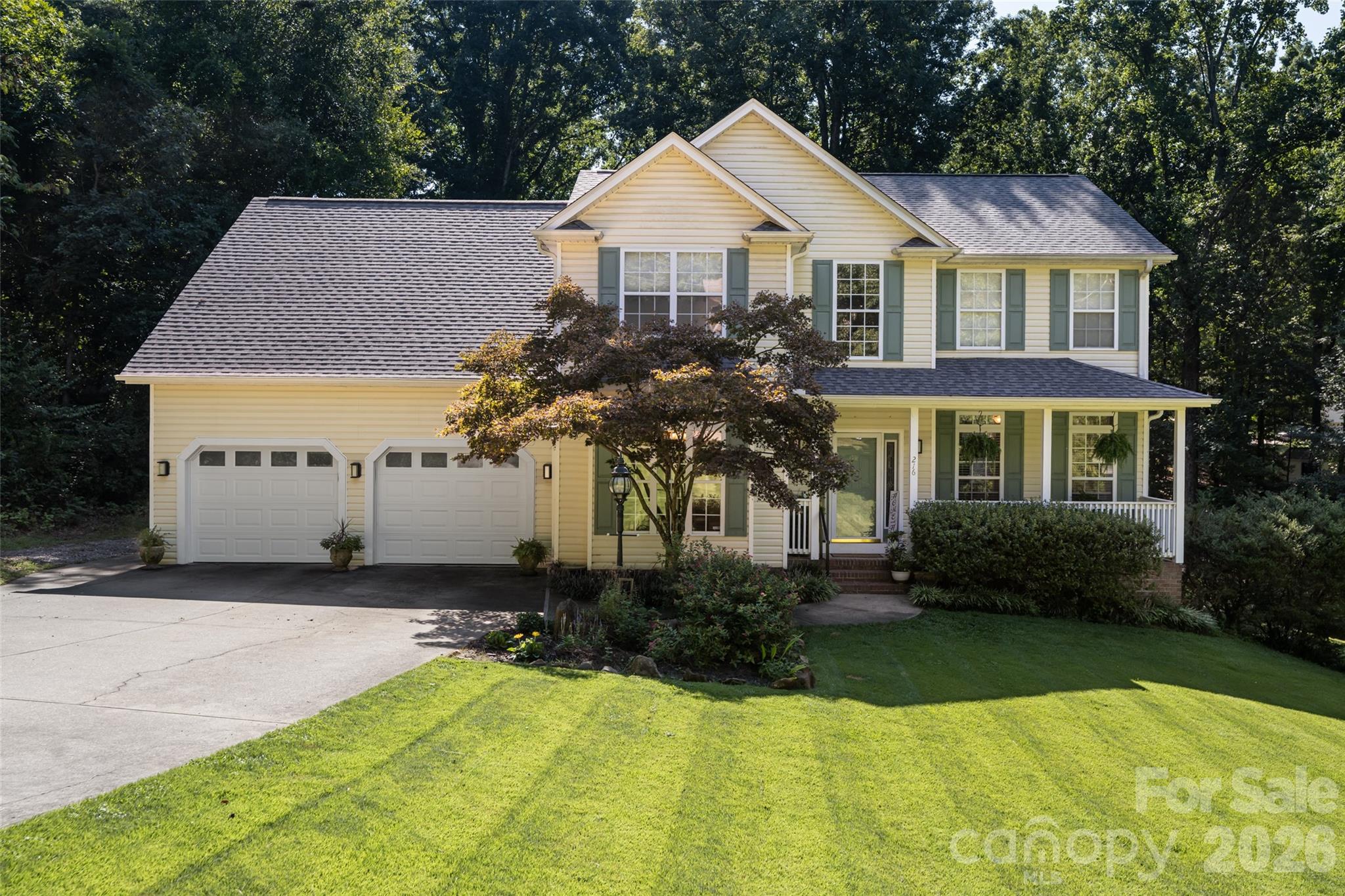 216 Holly Lane