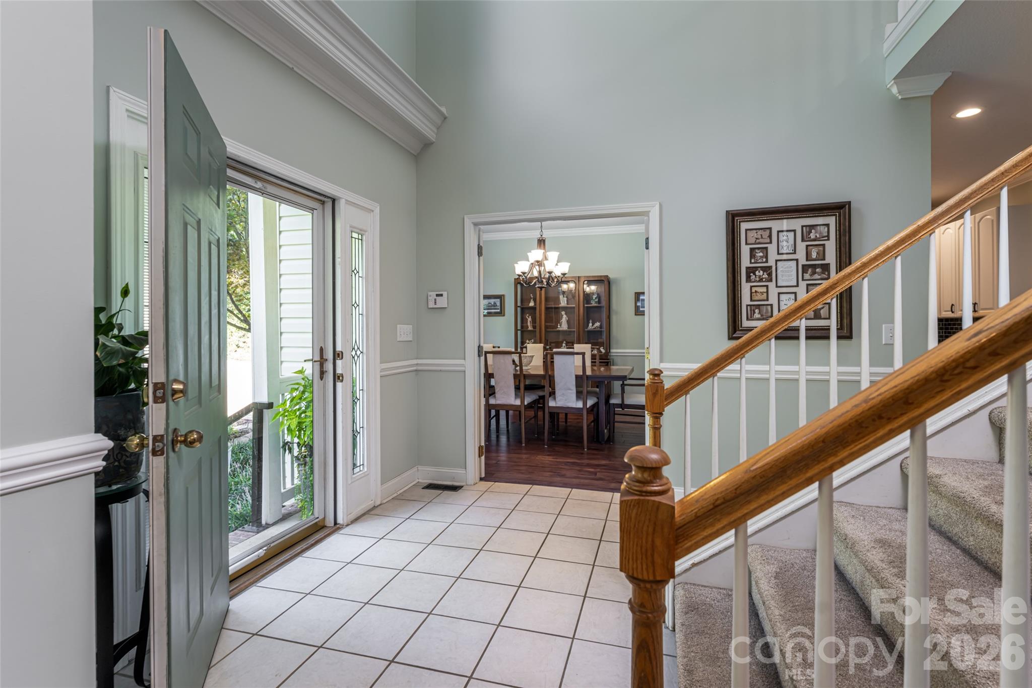 216 Holly Lane Property Photo 6