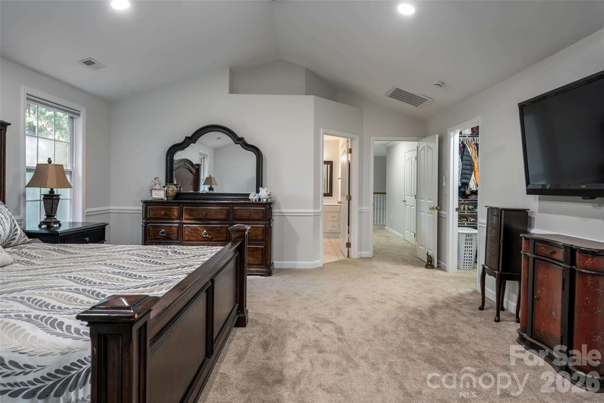 216 Holly Lane Property Photo 29