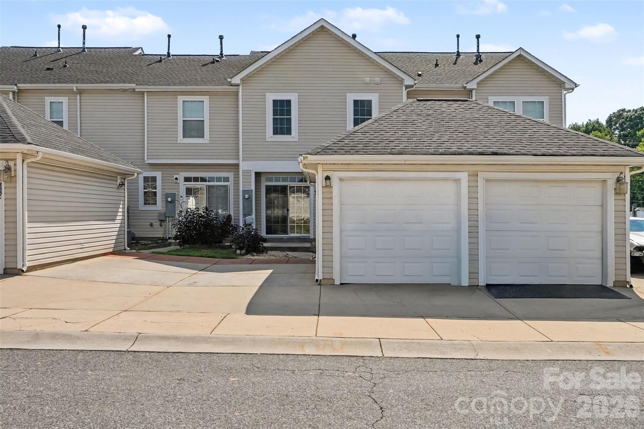 233 E Waterlynn Road B Property Photo 14