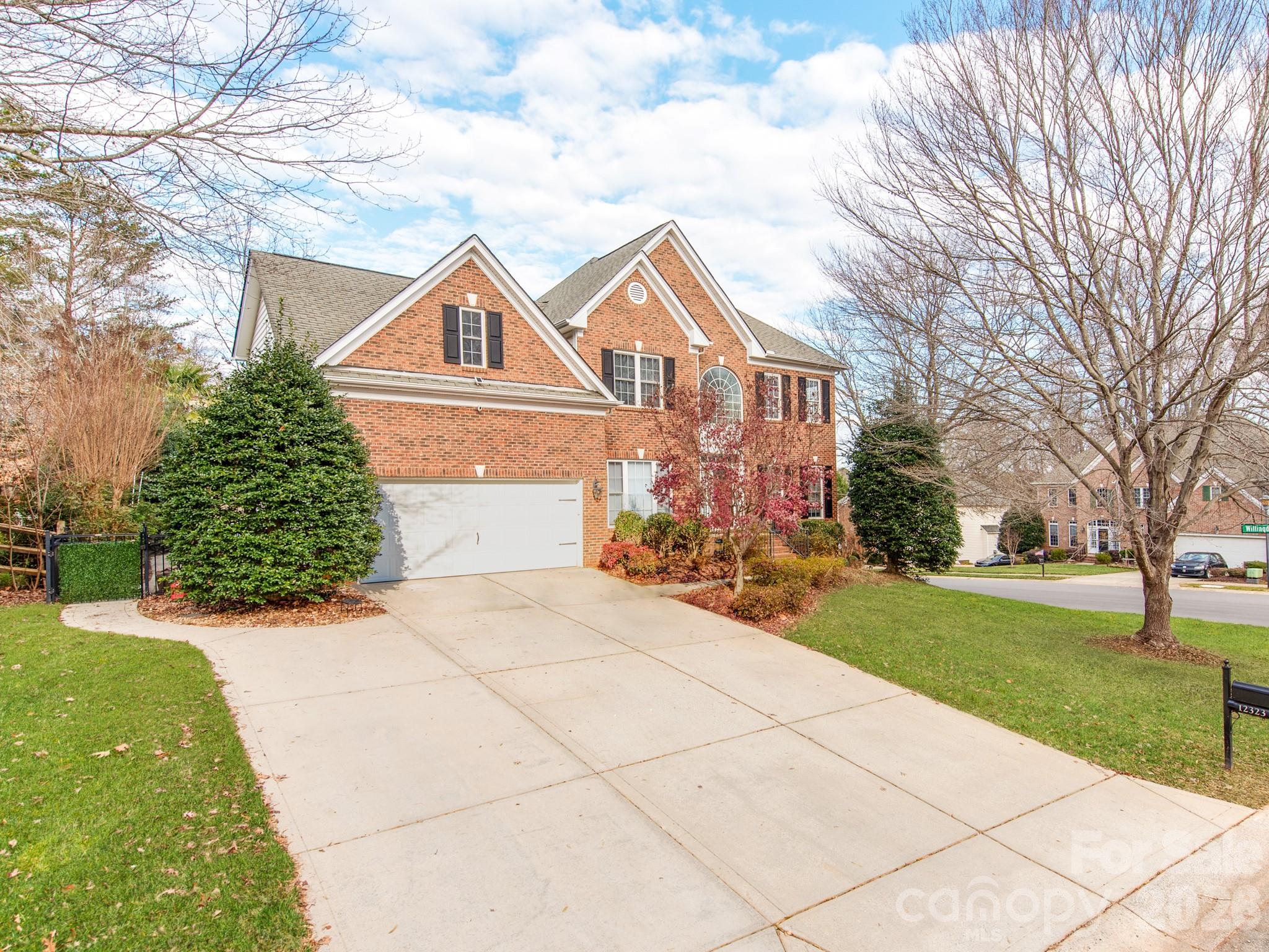 12323 Braeloch Court Property Photo 3