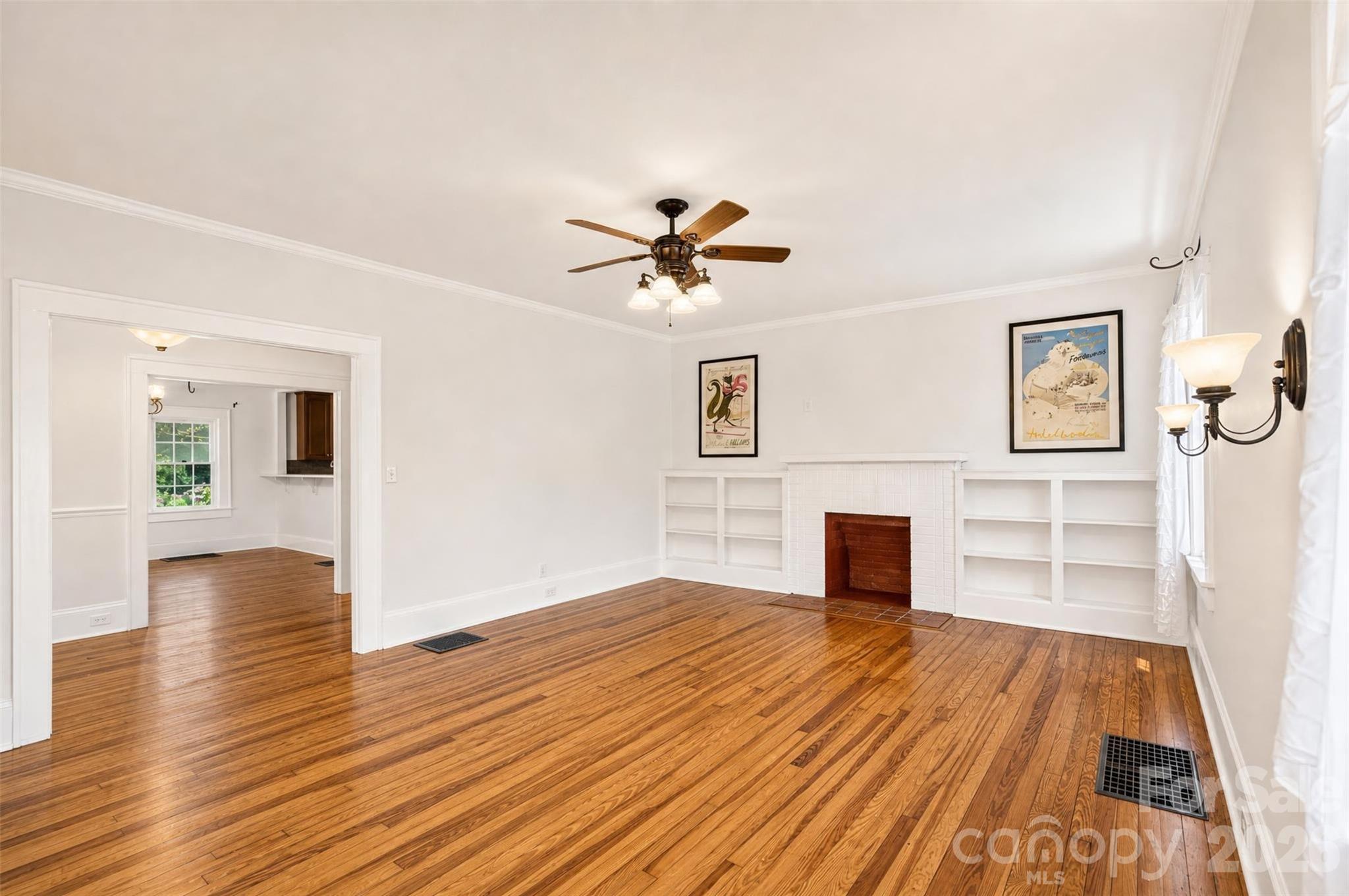 638 Carolina Avenue Property Photo 9