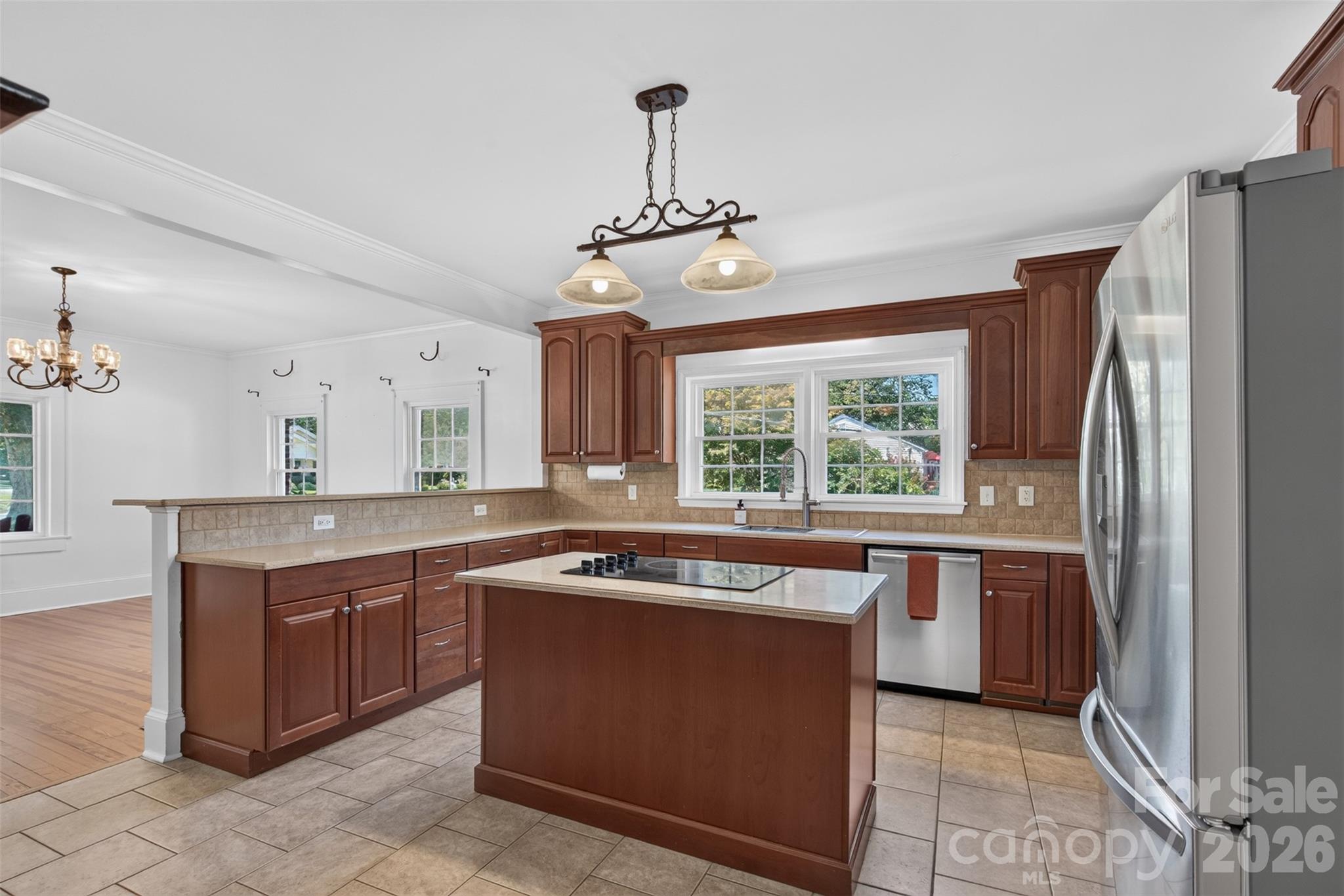 638 Carolina Avenue Property Photo 15