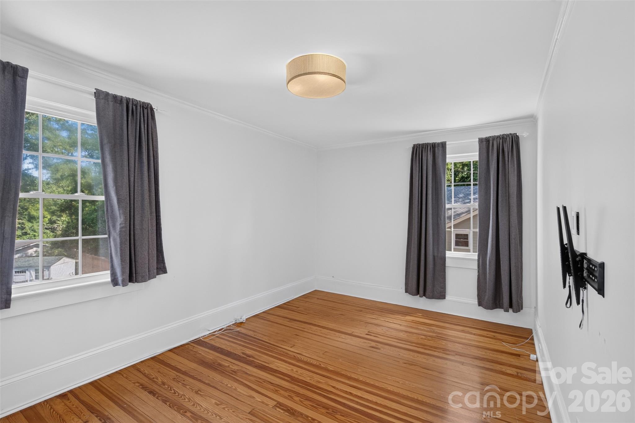 638 Carolina Avenue Property Photo 24