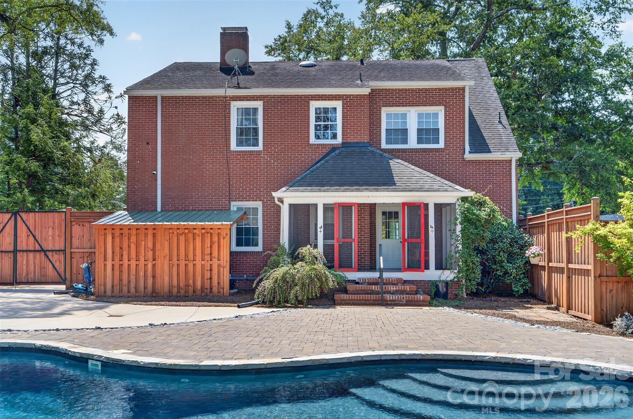 638 Carolina Avenue Property Photo 33