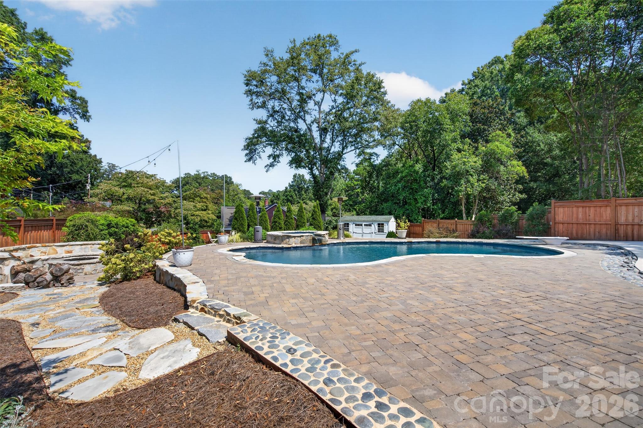 638 Carolina Avenue Property Photo 34