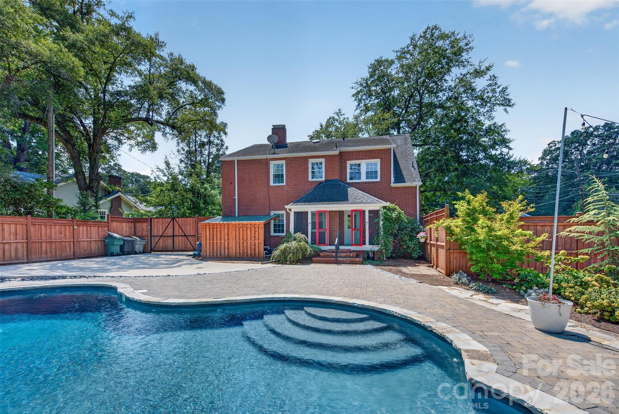638 Carolina Avenue Property Photo 35