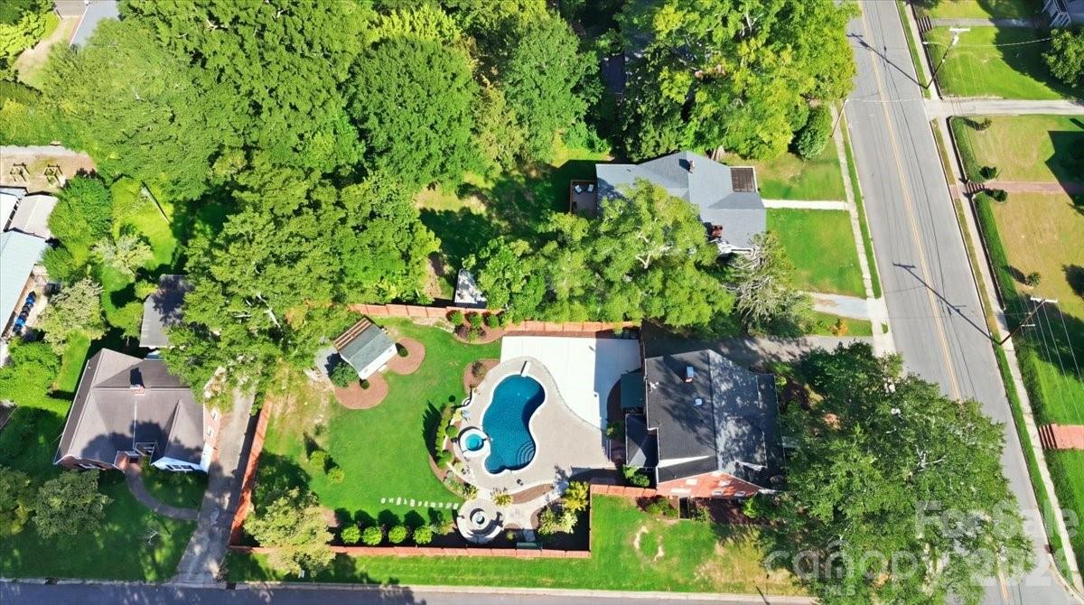 638 Carolina Avenue Property Photo 44