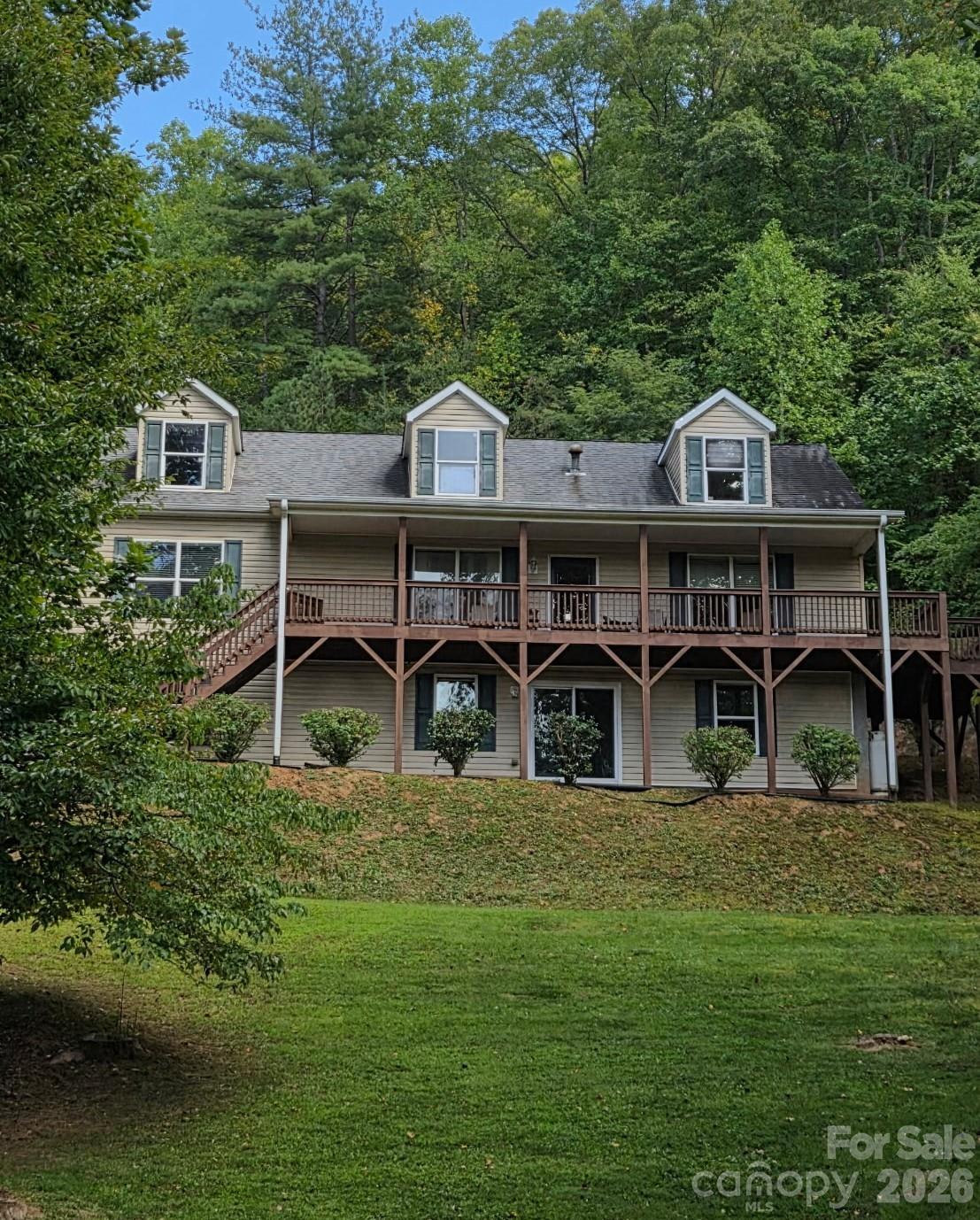 3 Lauren Lane 27 Property Photo 1