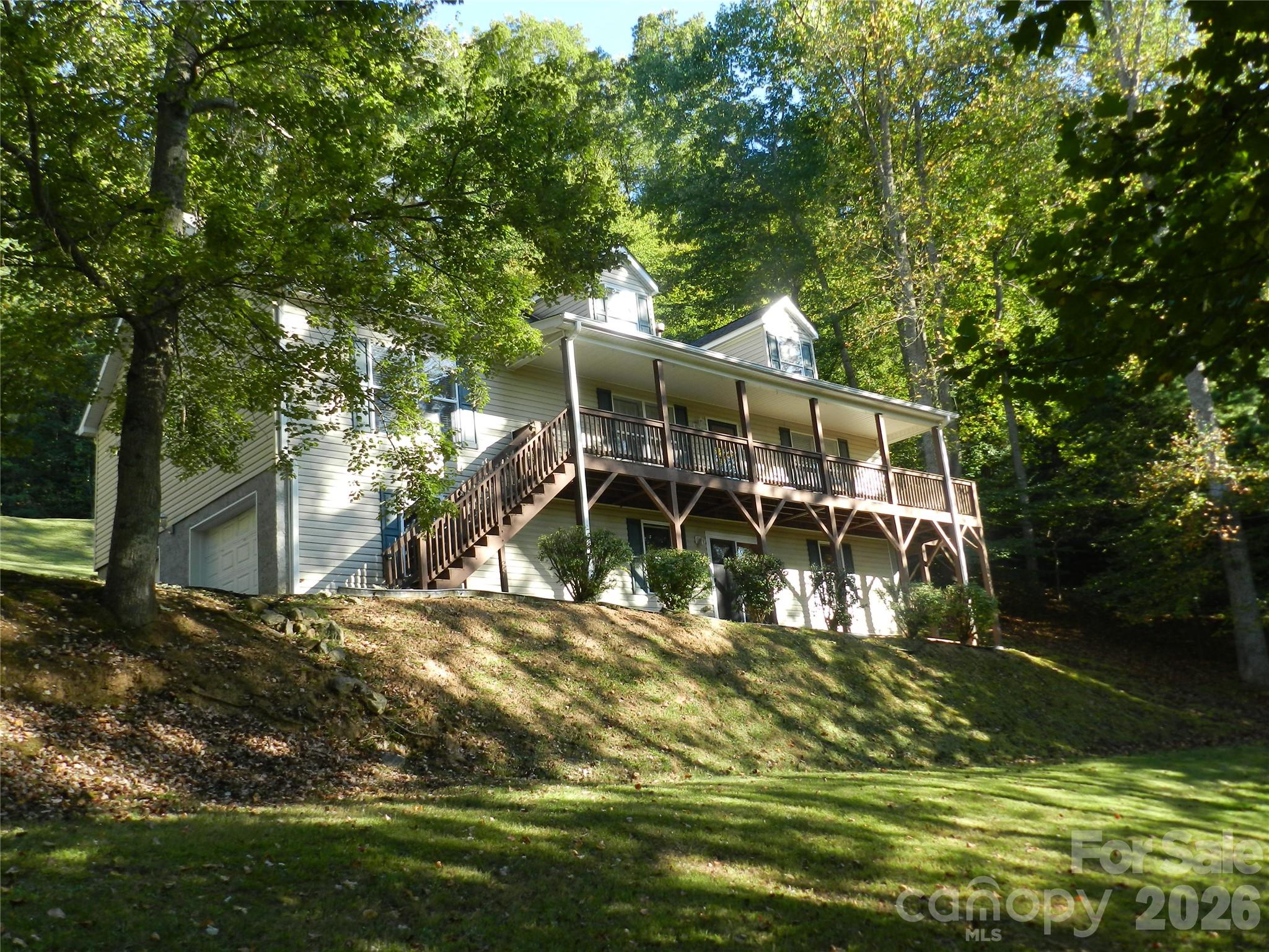 3 Lauren Lane 27 Property Photo 1
