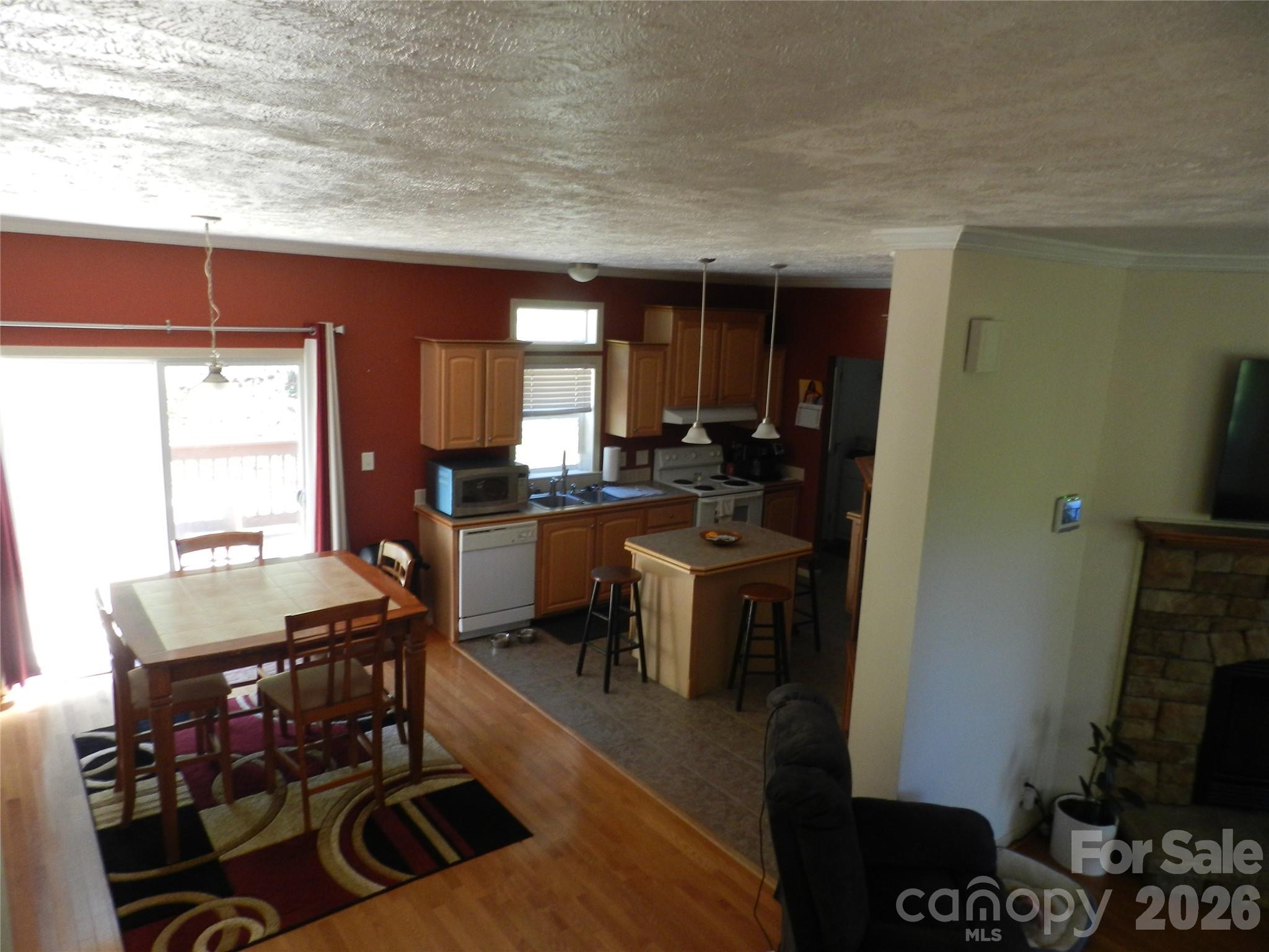 3 Lauren Lane 27 Property Photo 15