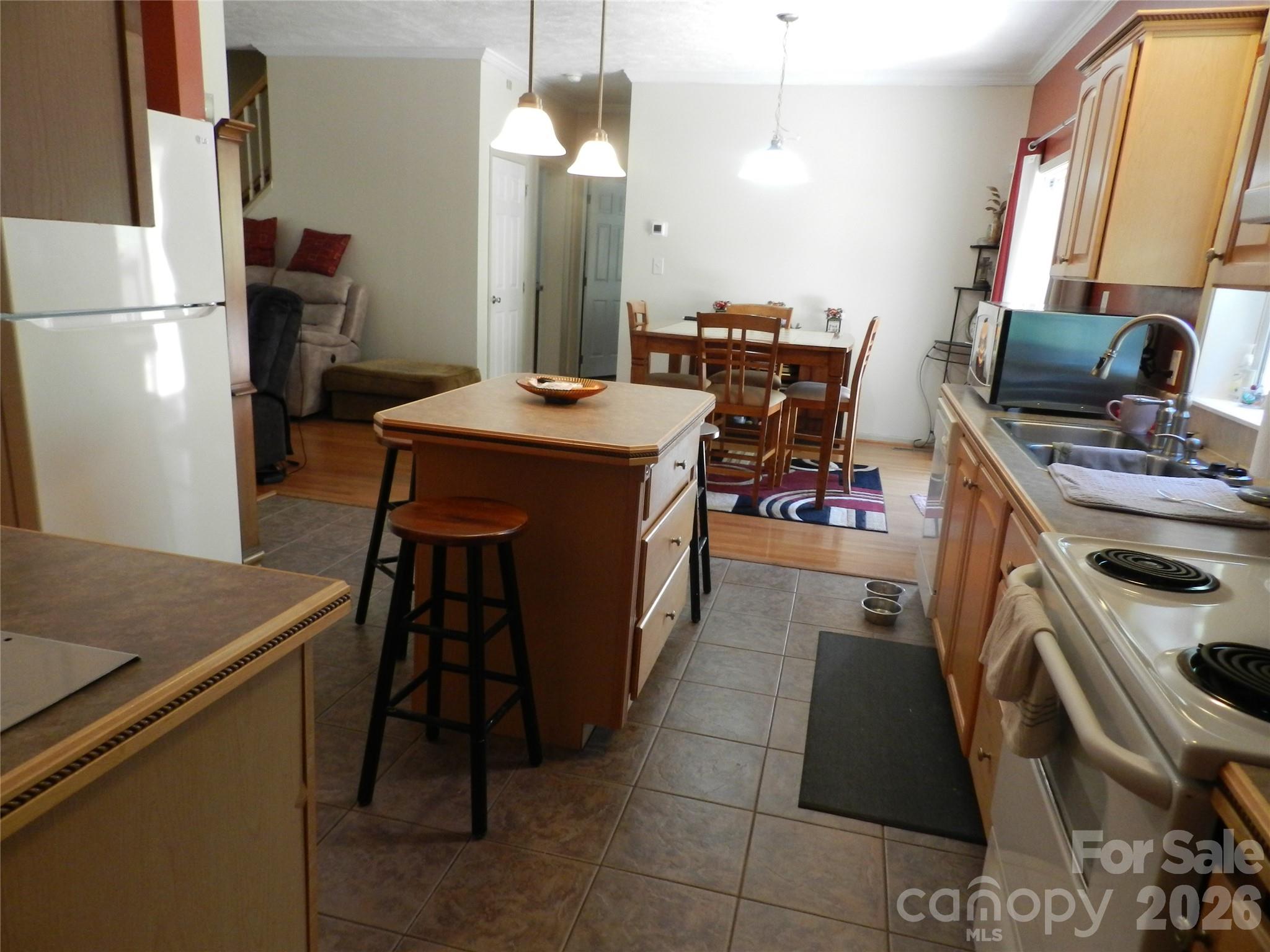 3 Lauren Lane 27 Property Photo 21