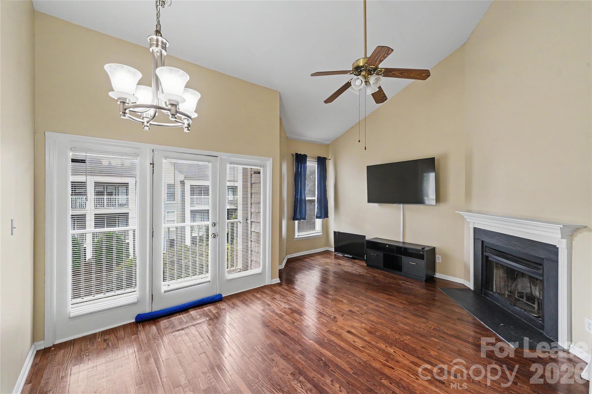 244 S Cedar Street 5 Property Photo 1