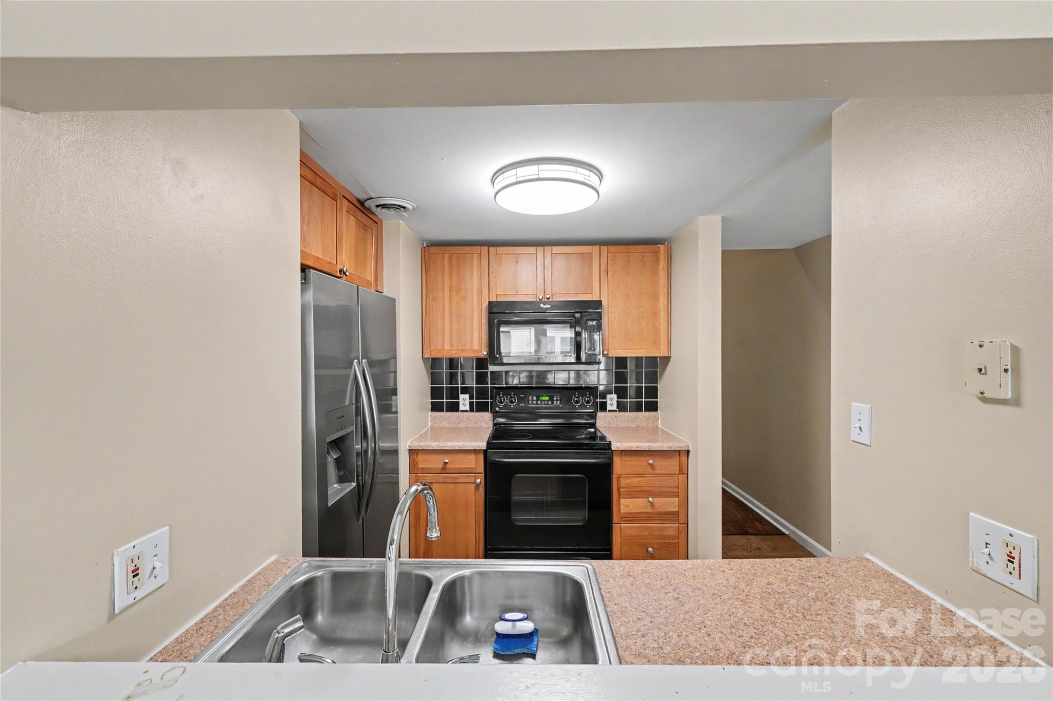 244 S Cedar Street 5 Property Photo 13