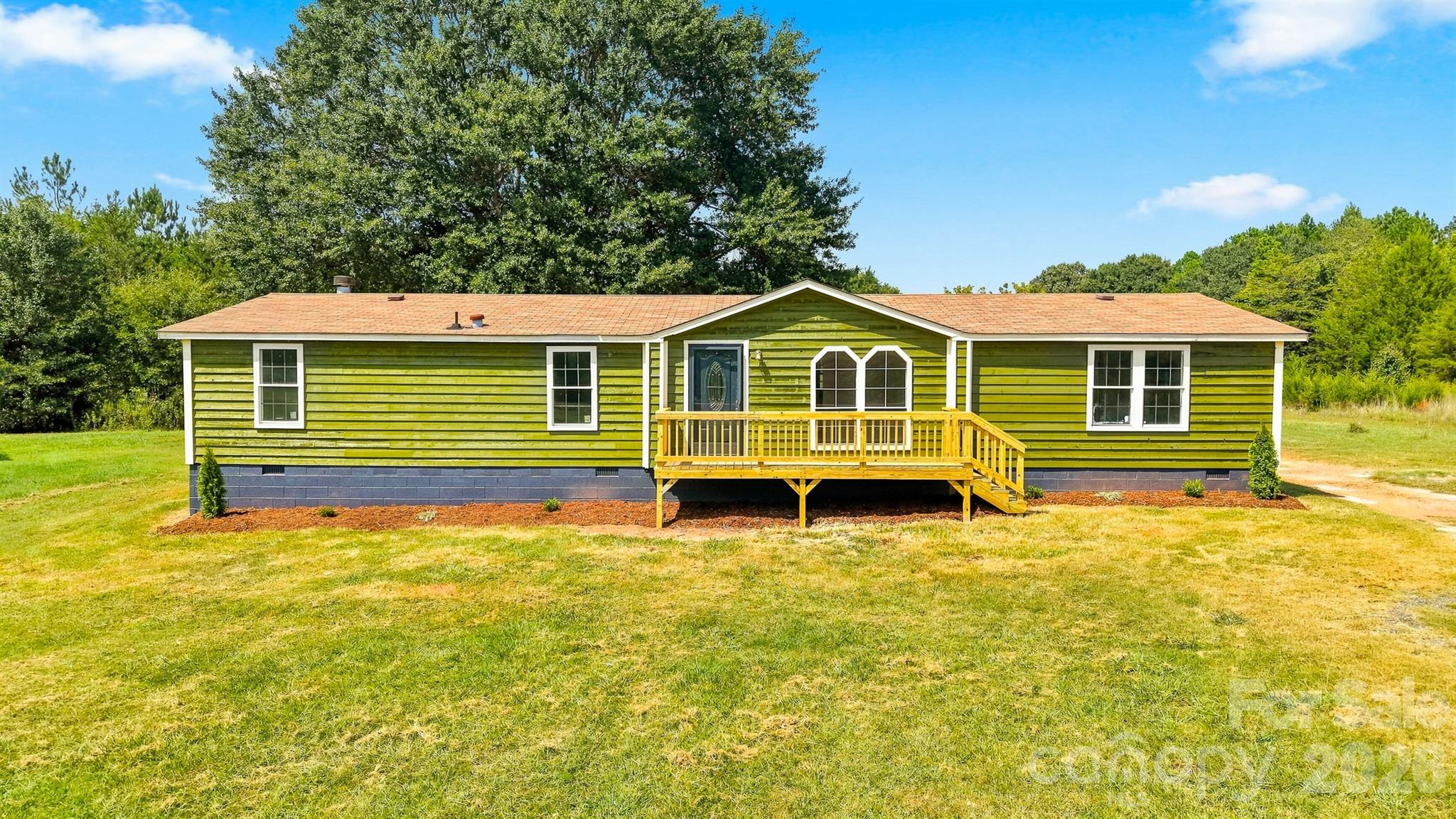 2430 Nixon Drive Property Photo 1