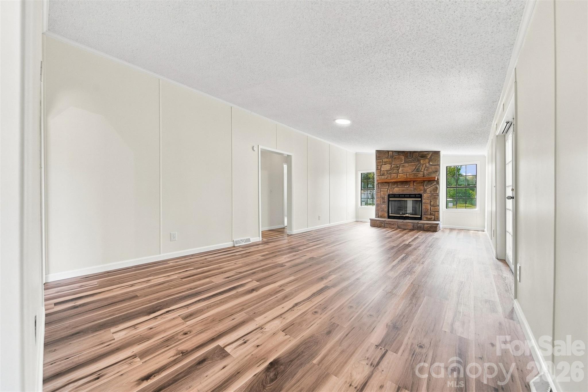 2430 Nixon Drive Property Photo 7