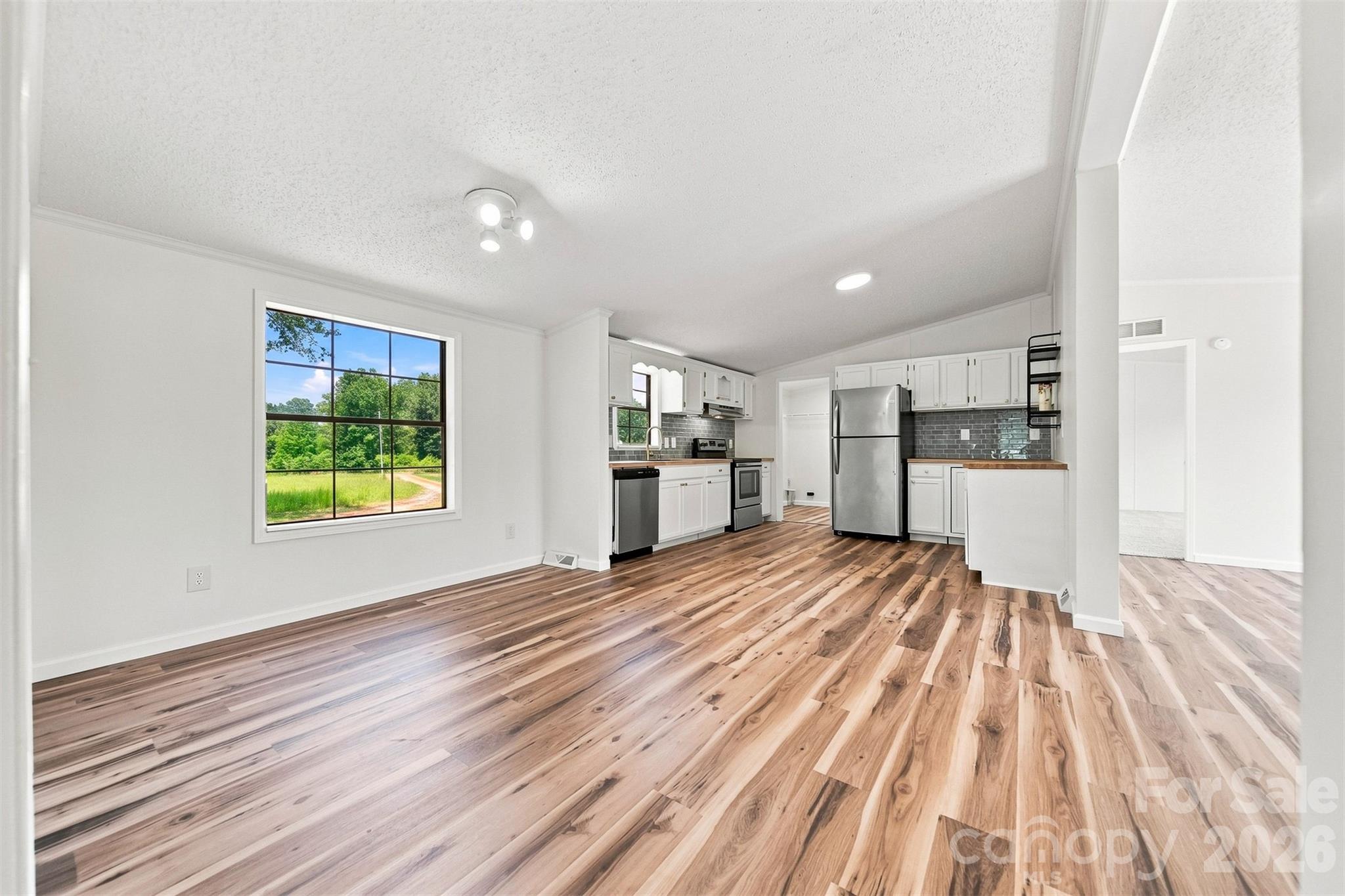 2430 Nixon Drive Property Photo 15