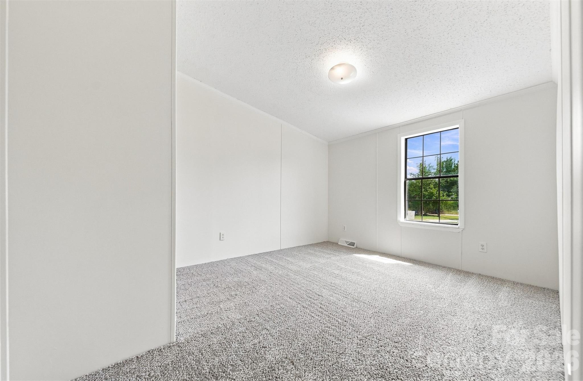 2430 Nixon Drive Property Photo 23