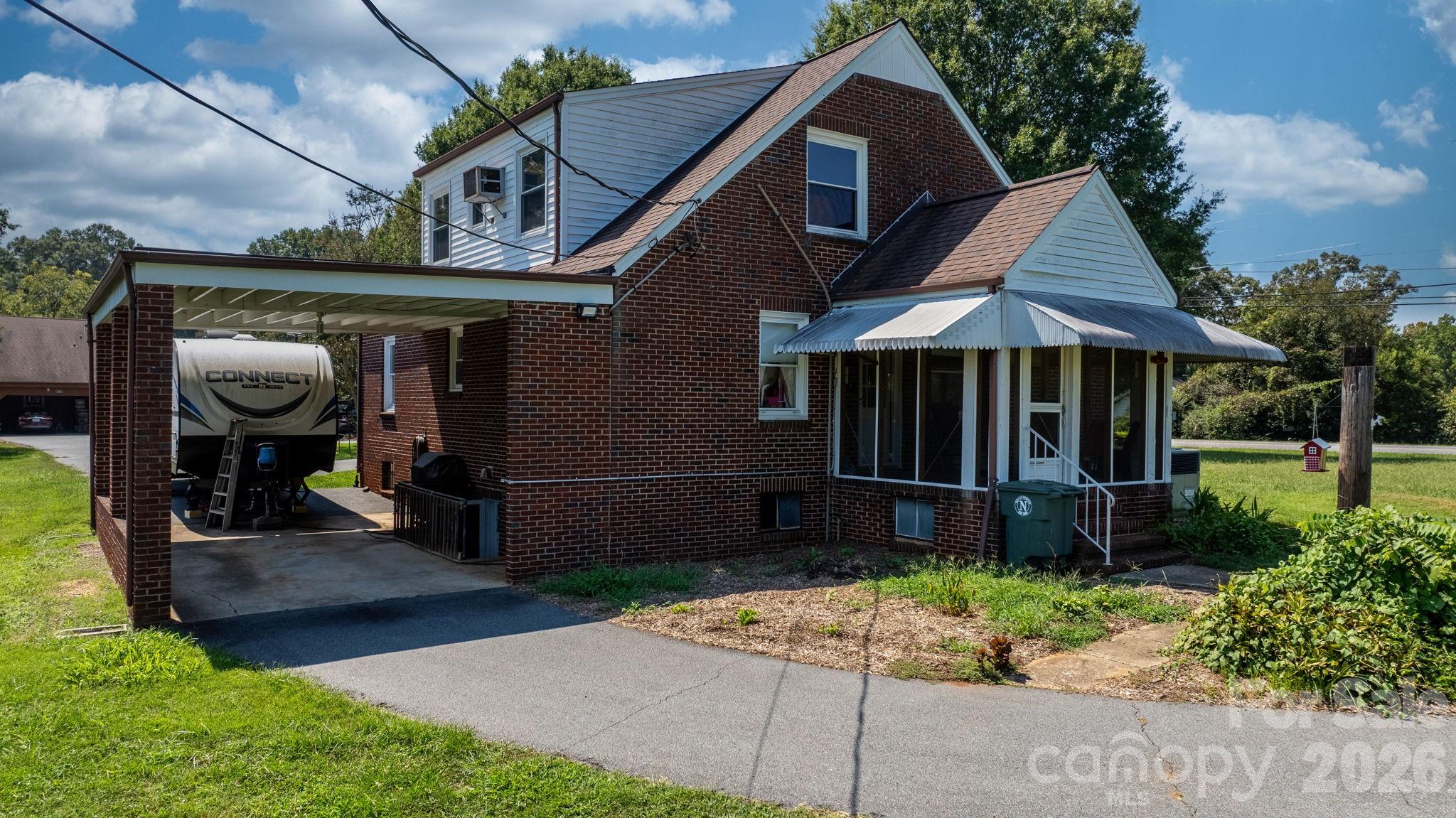 3962 Startown Road Property Photo 5