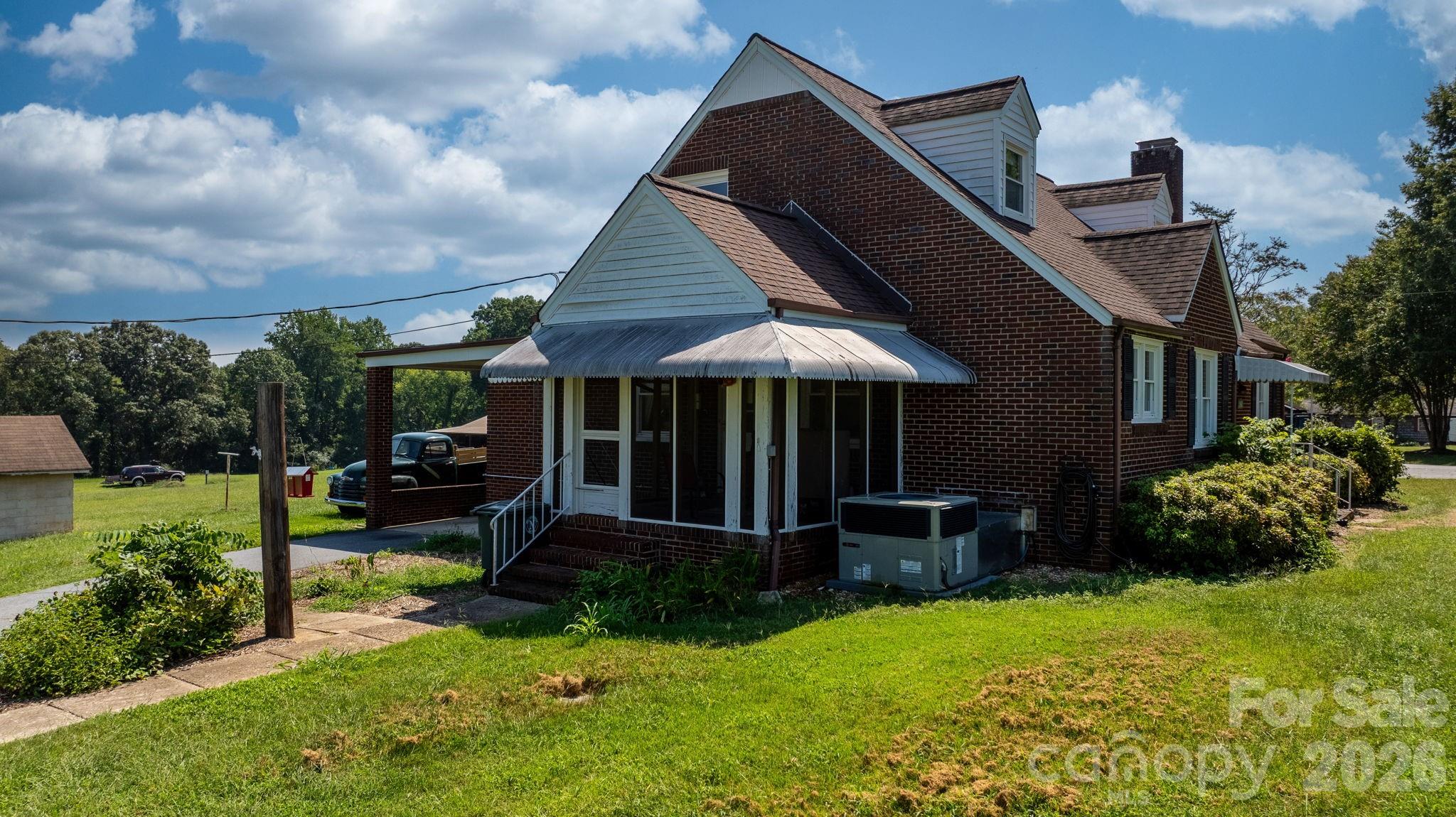 3962 Startown Road Property Photo 7