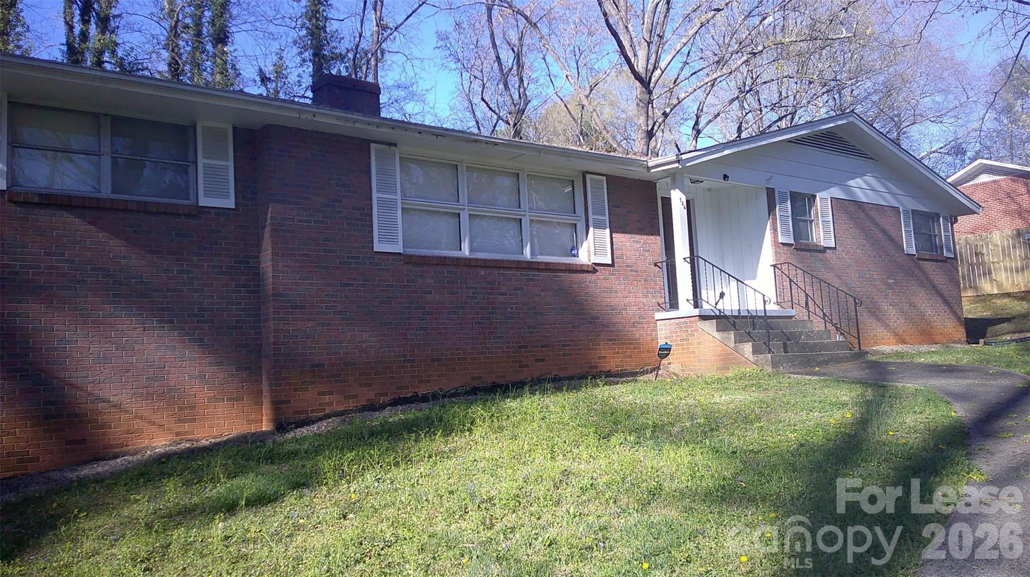 736 12th Avenue Property Photo 1