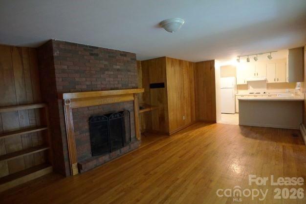 736 12th Avenue Property Photo 8