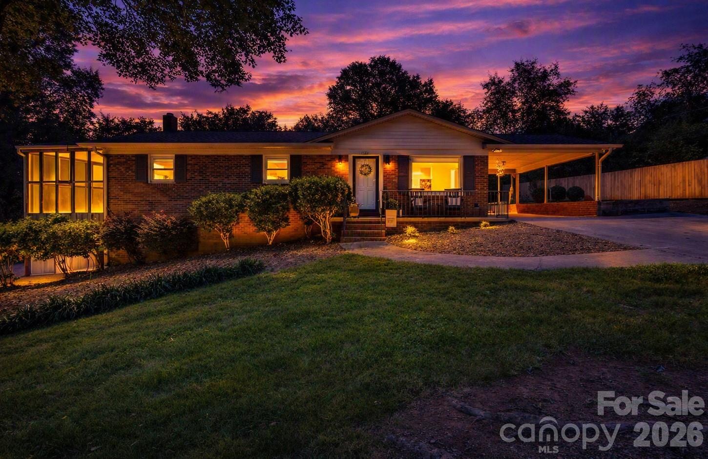 184 Hillsdale Lane Property Photo 4