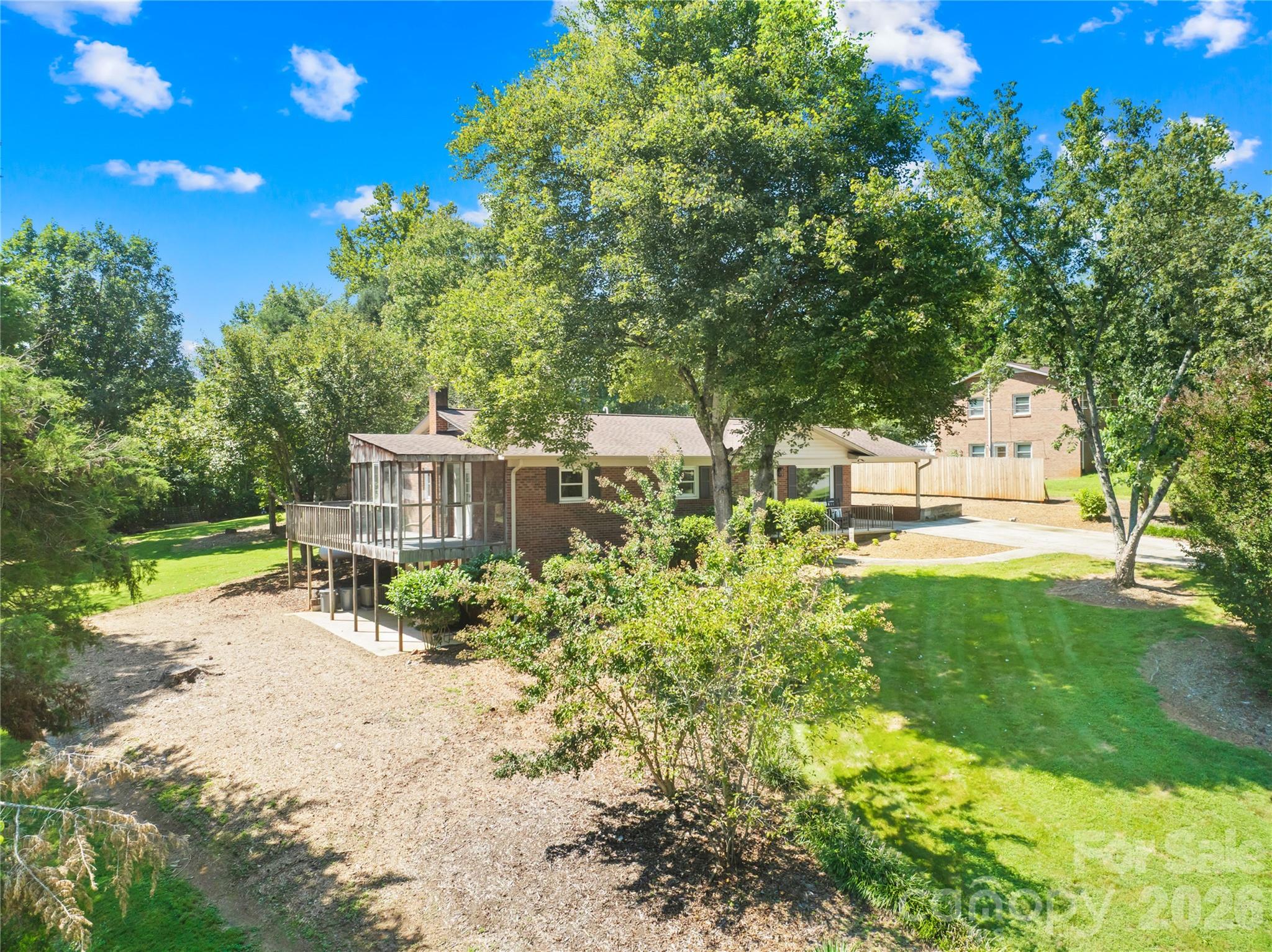 184 Hillsdale Lane Property Photo 8