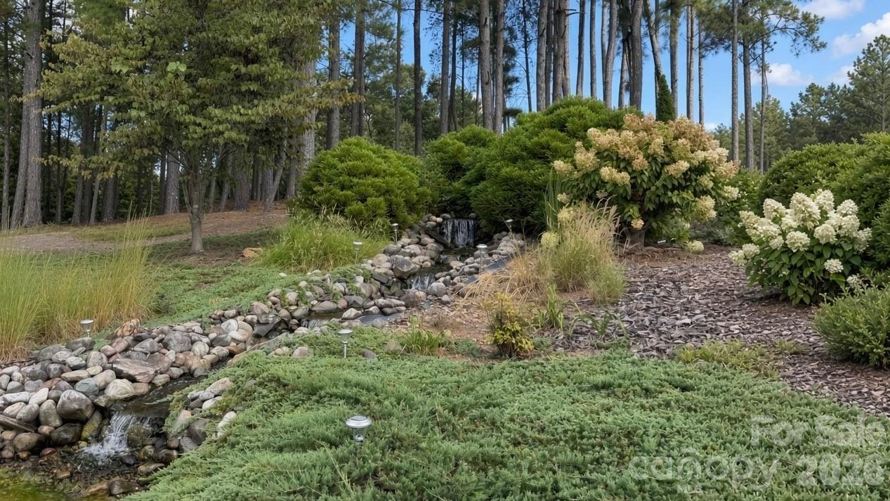 687 Sam Poole Lane Property Photo 4