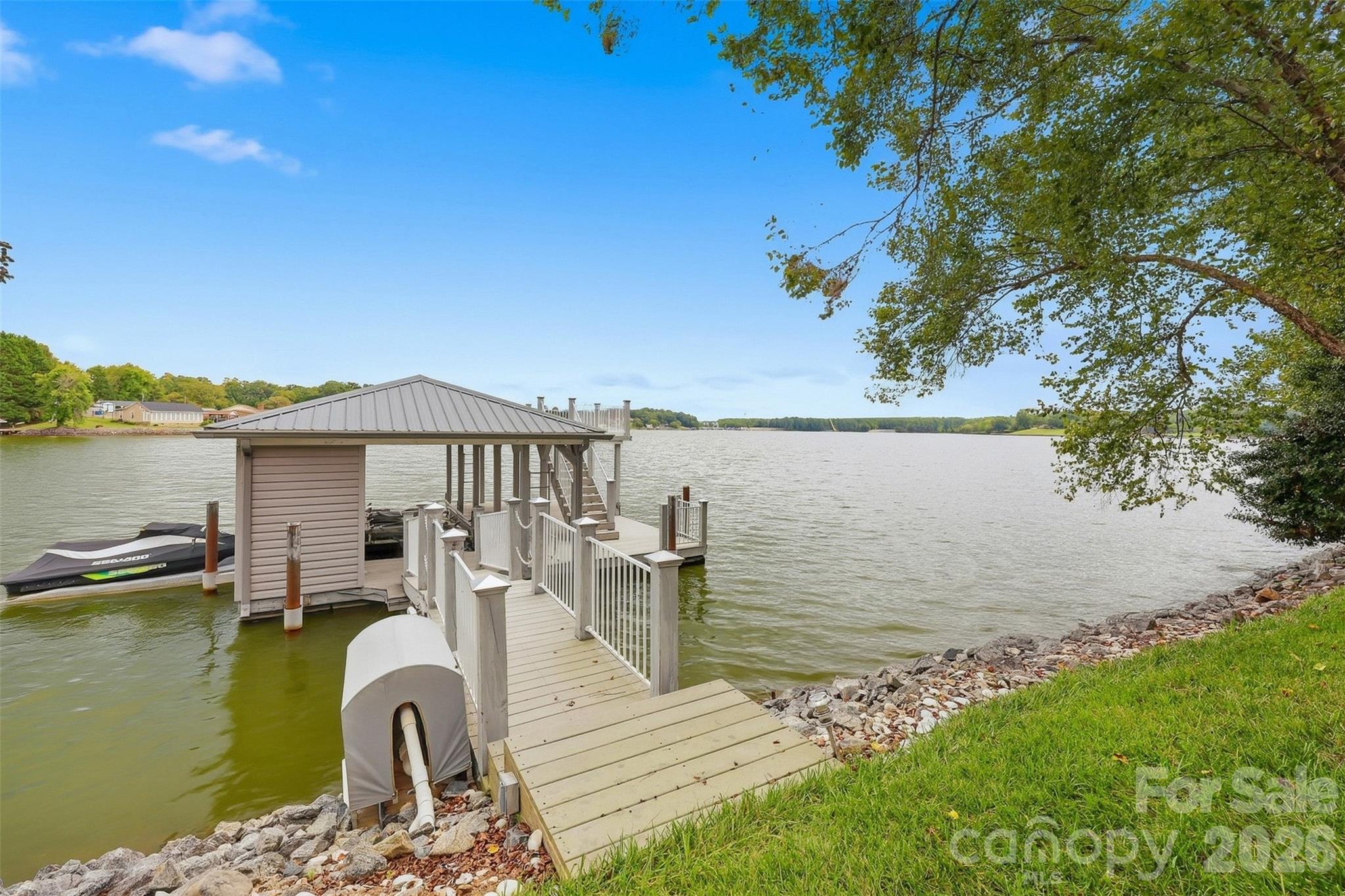 687 Sam Poole Lane Property Photo 44