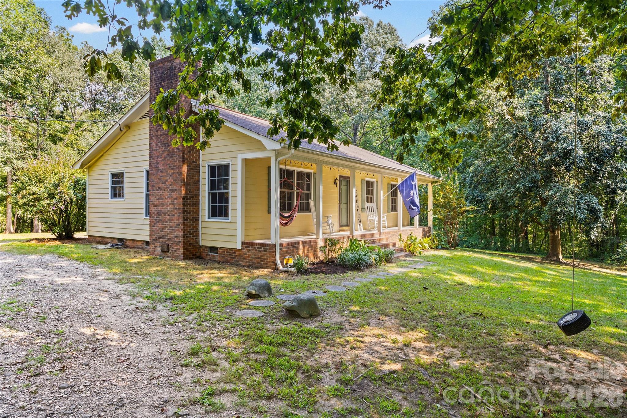 6764 Laney Road Property Photo 2