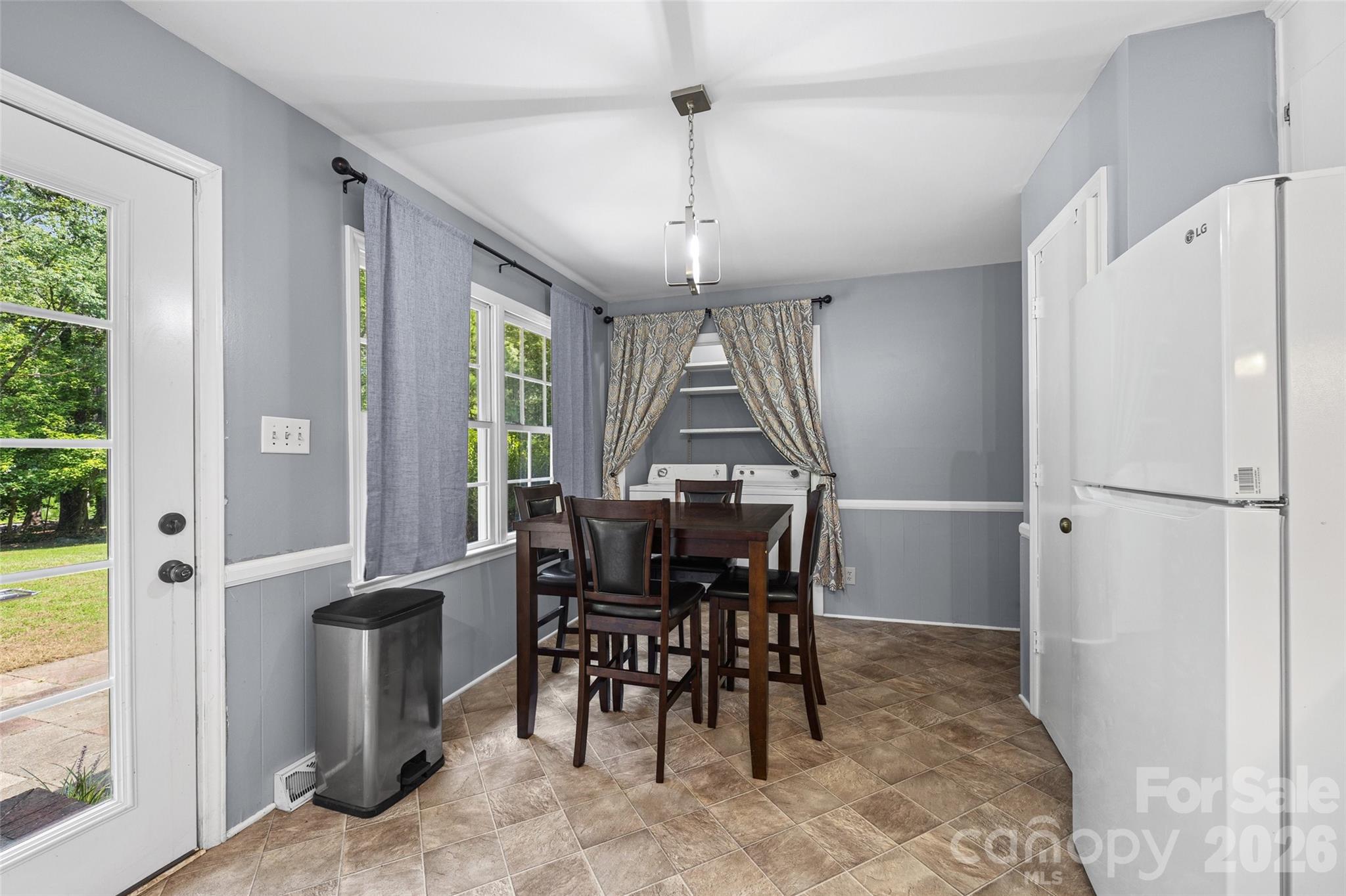 6764 Laney Road Property Photo 11