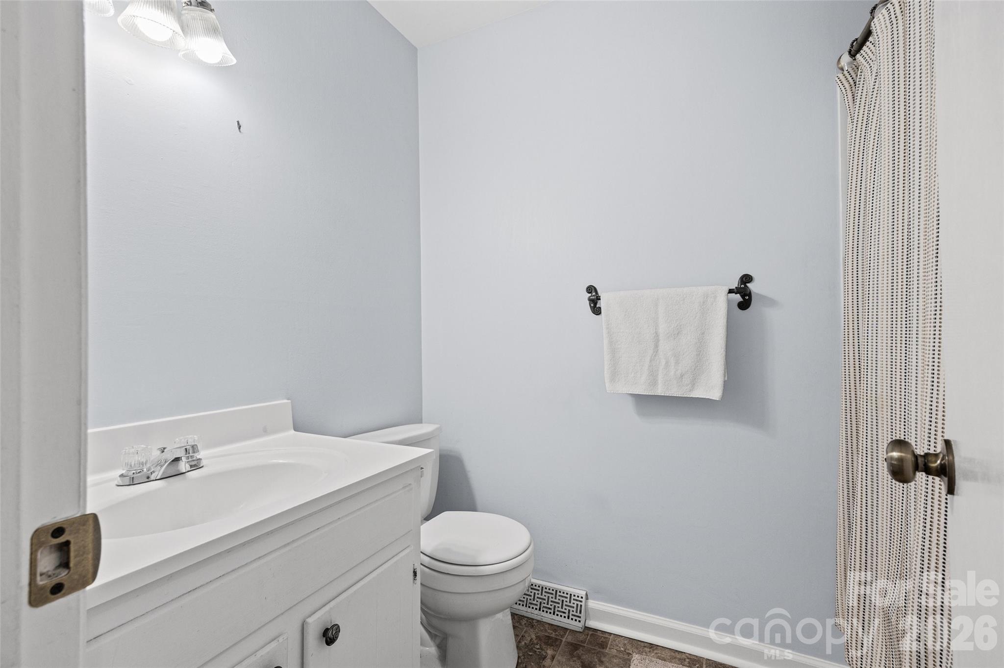 6764 Laney Road Property Photo 23