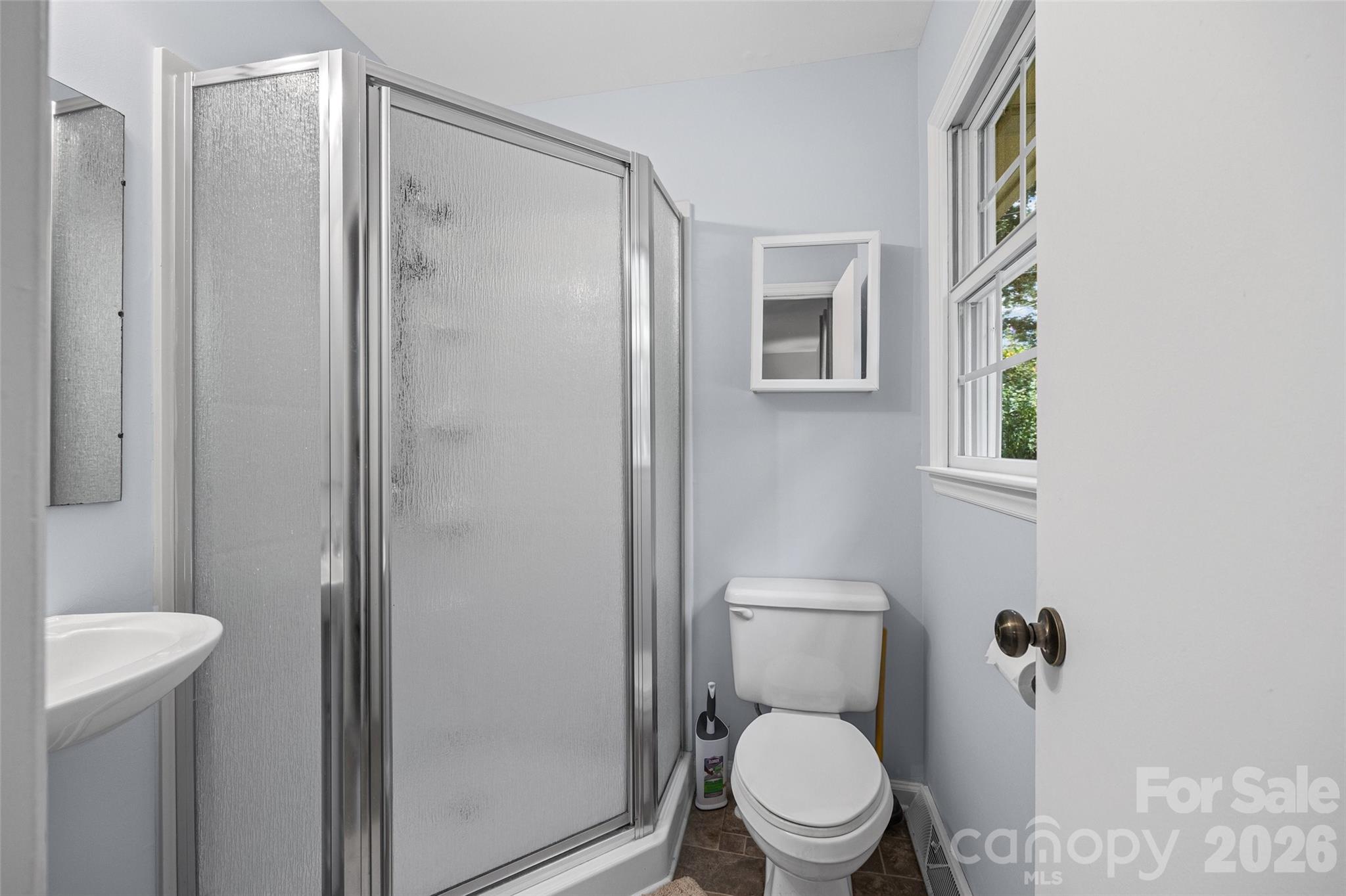 6764 Laney Road Property Photo 28
