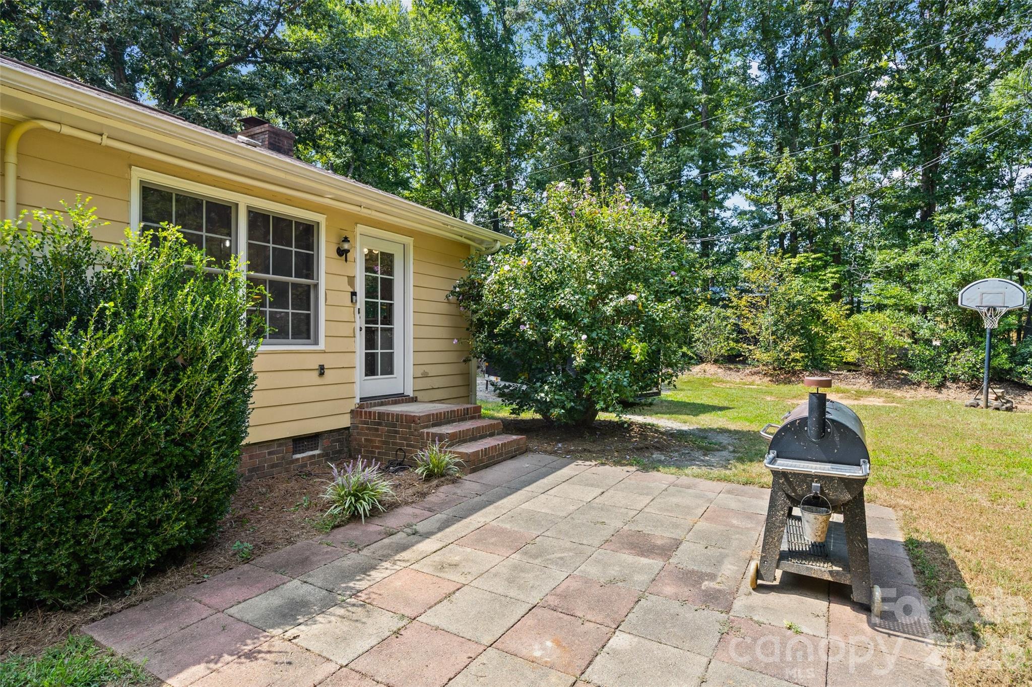 6764 Laney Road Property Photo 30