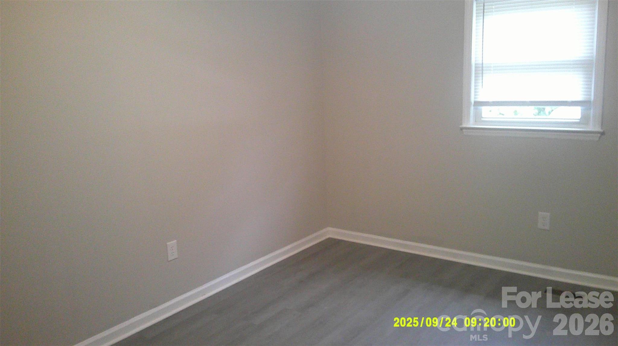 1338 7th Avenue Property Photo 7