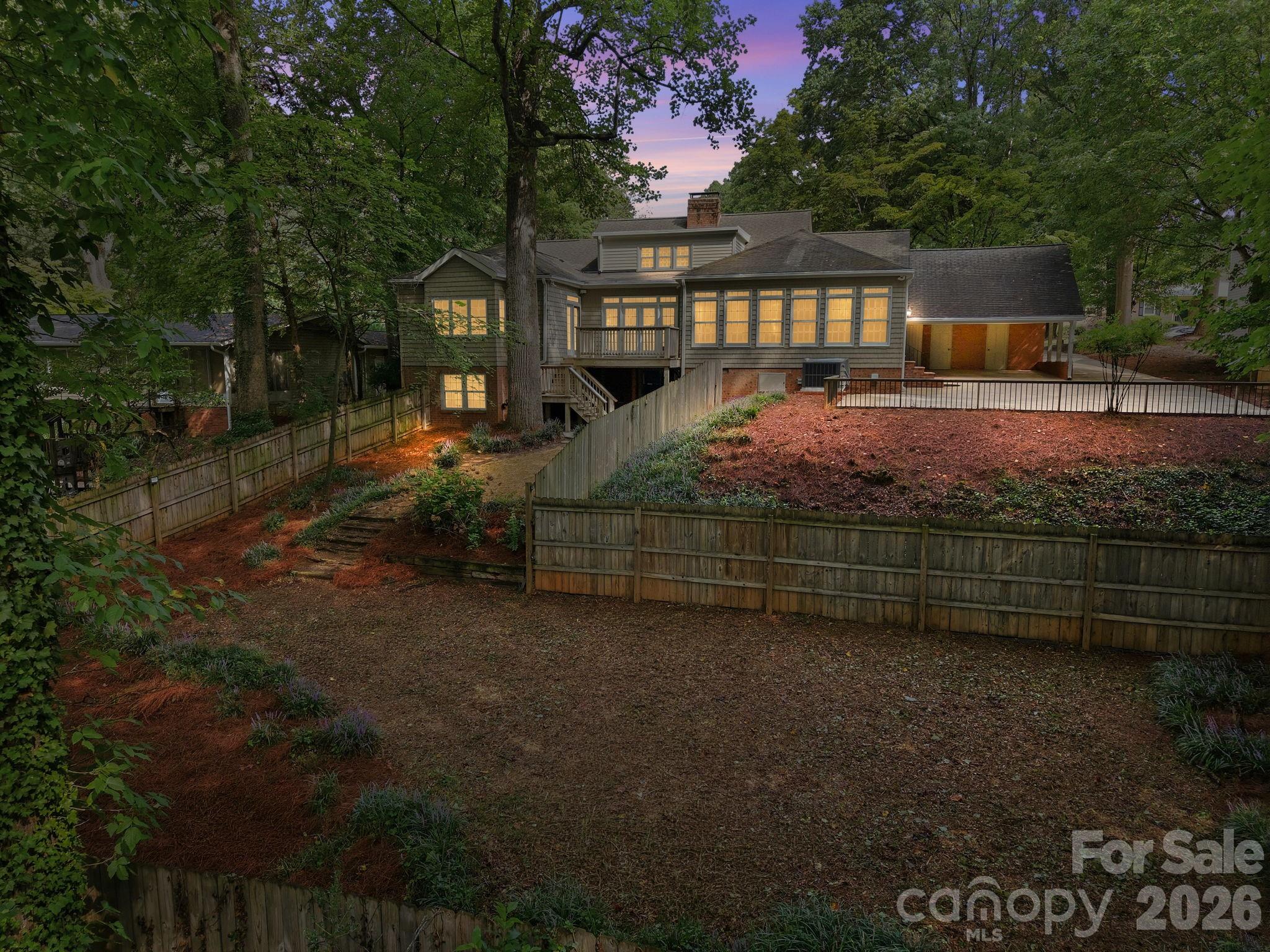 217 Sheridan Drive Property Photo 5