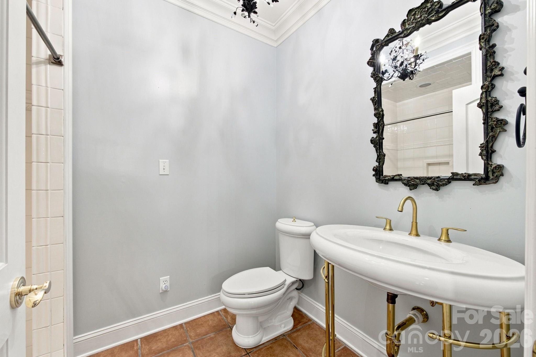217 Sheridan Drive Property Photo 28