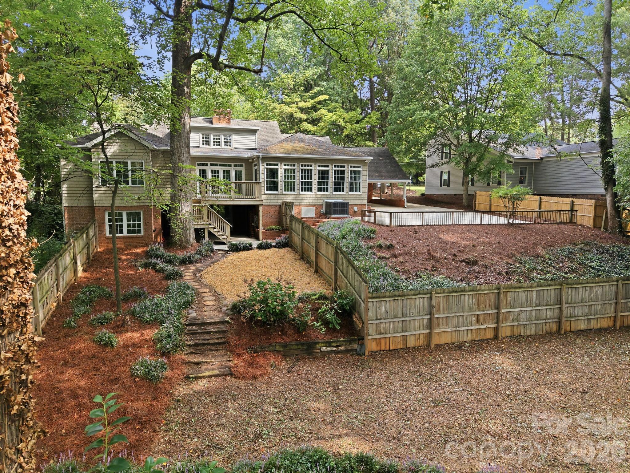 217 Sheridan Drive Property Photo 43