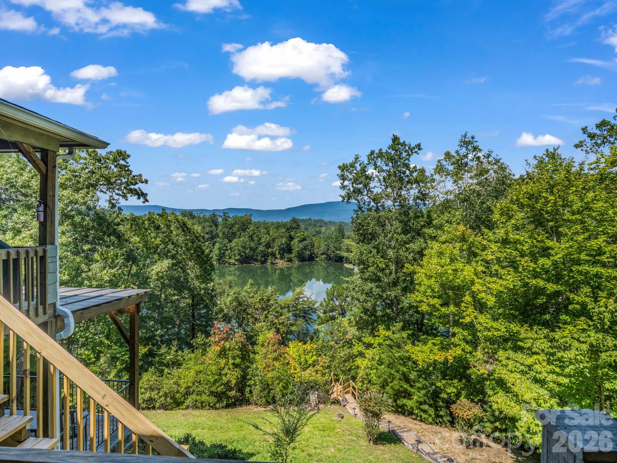 1237 South Cove Road Property Photo 2