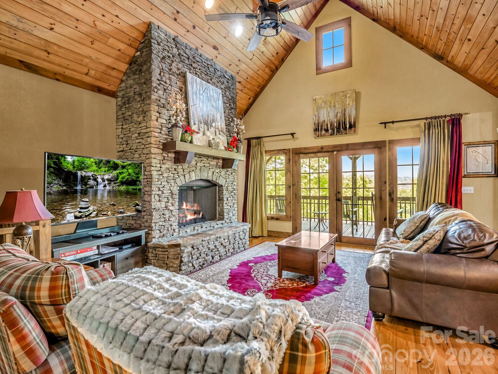 1237 South Cove Road Property Photo 6