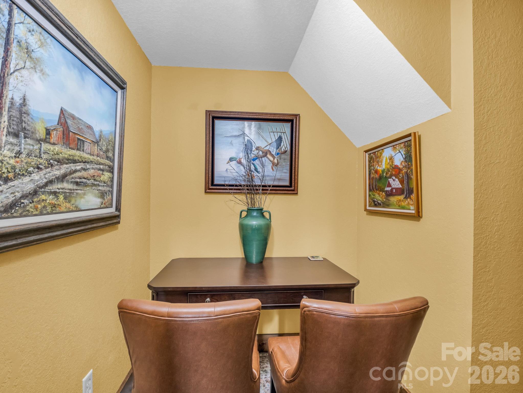 1237 South Cove Road Property Photo 23