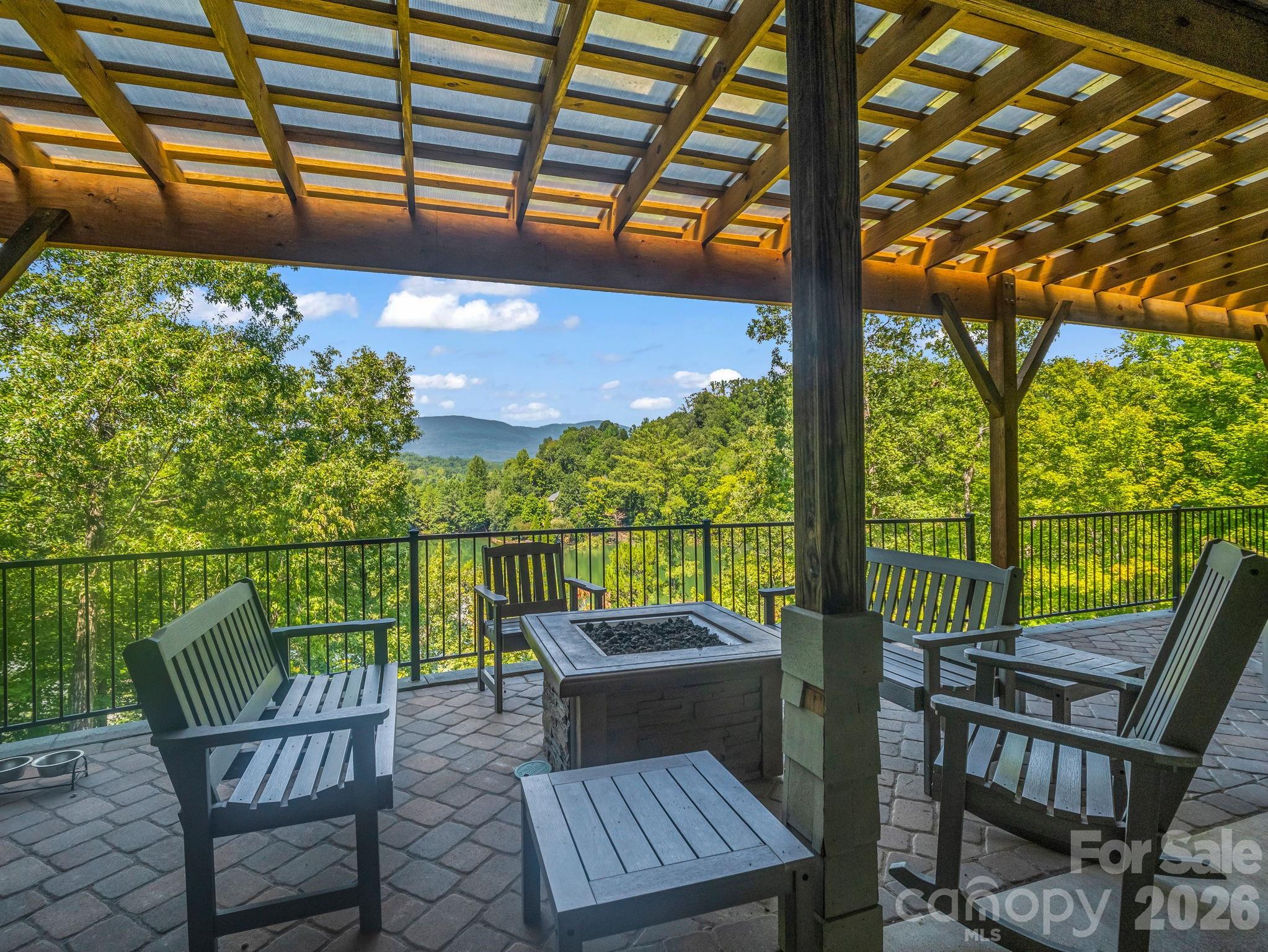 1237 South Cove Road Property Photo 32