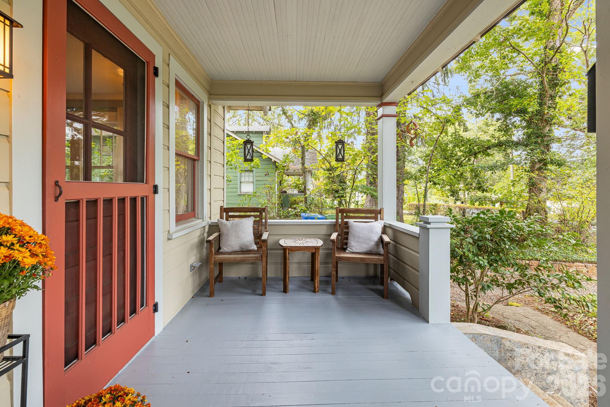 15 Rosewood Avenue Property Photo 4