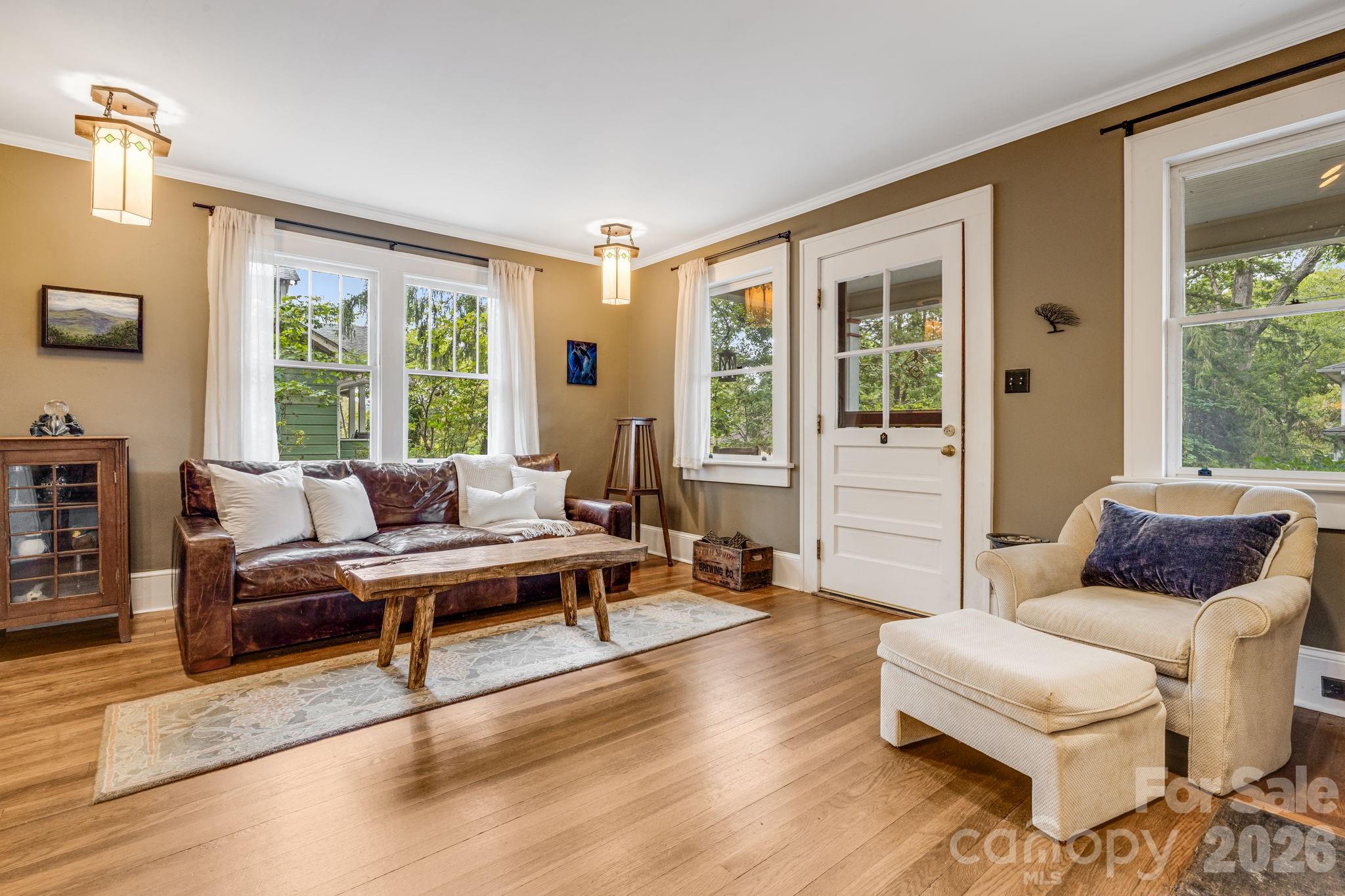 15 Rosewood Avenue Property Photo 6