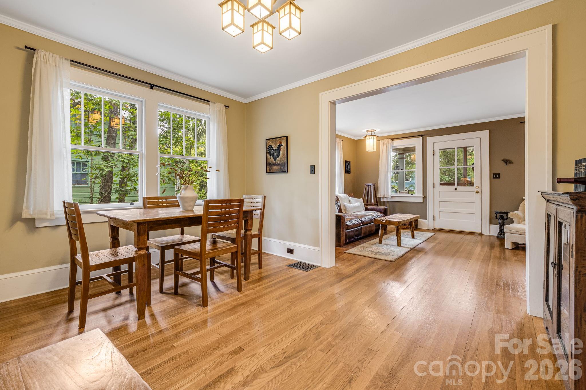 15 Rosewood Avenue Property Photo 10