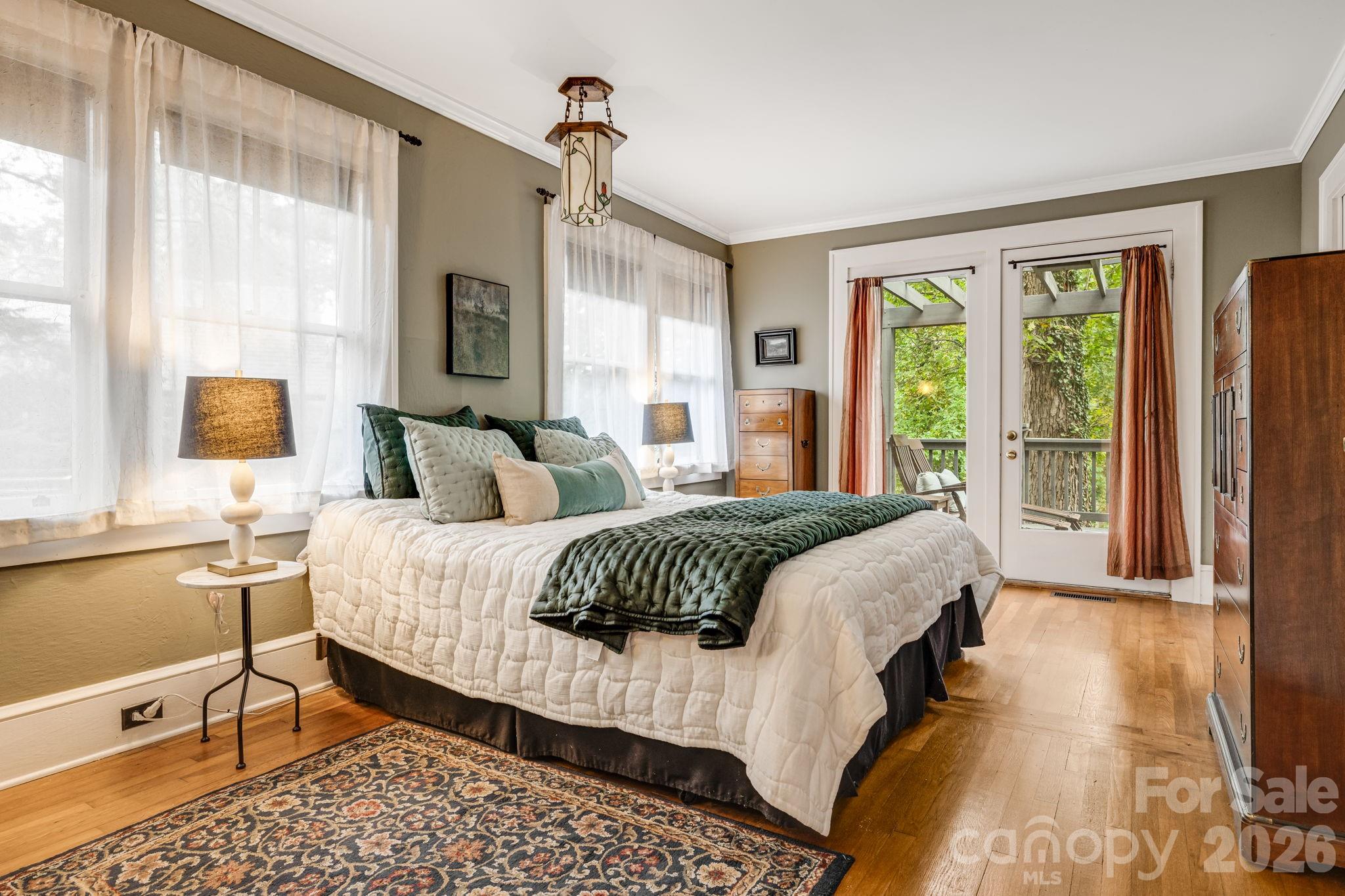 15 Rosewood Avenue Property Photo 13