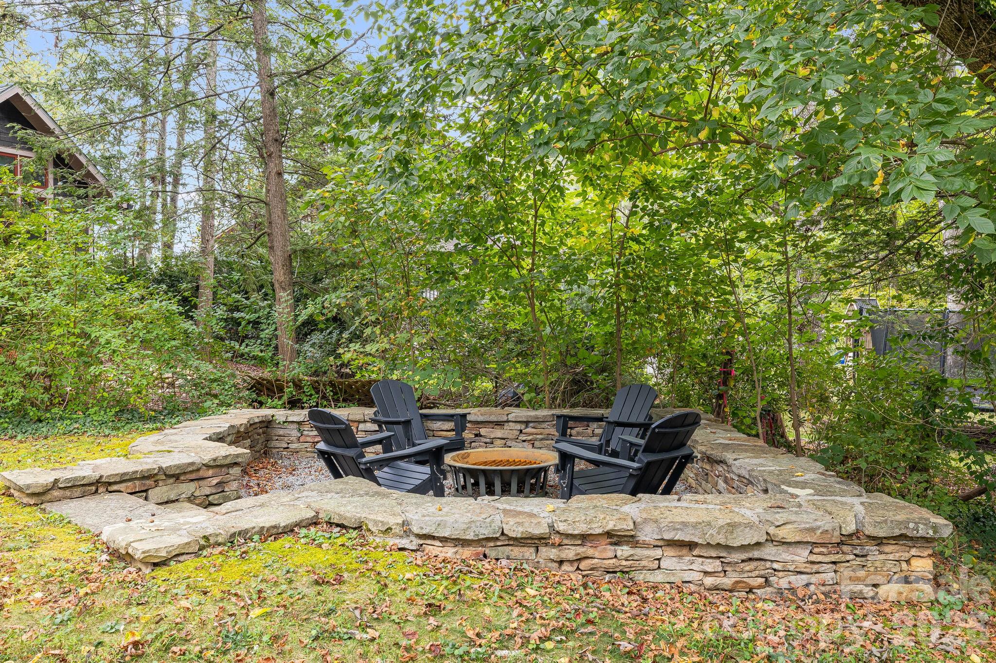 15 Rosewood Avenue Property Photo 23
