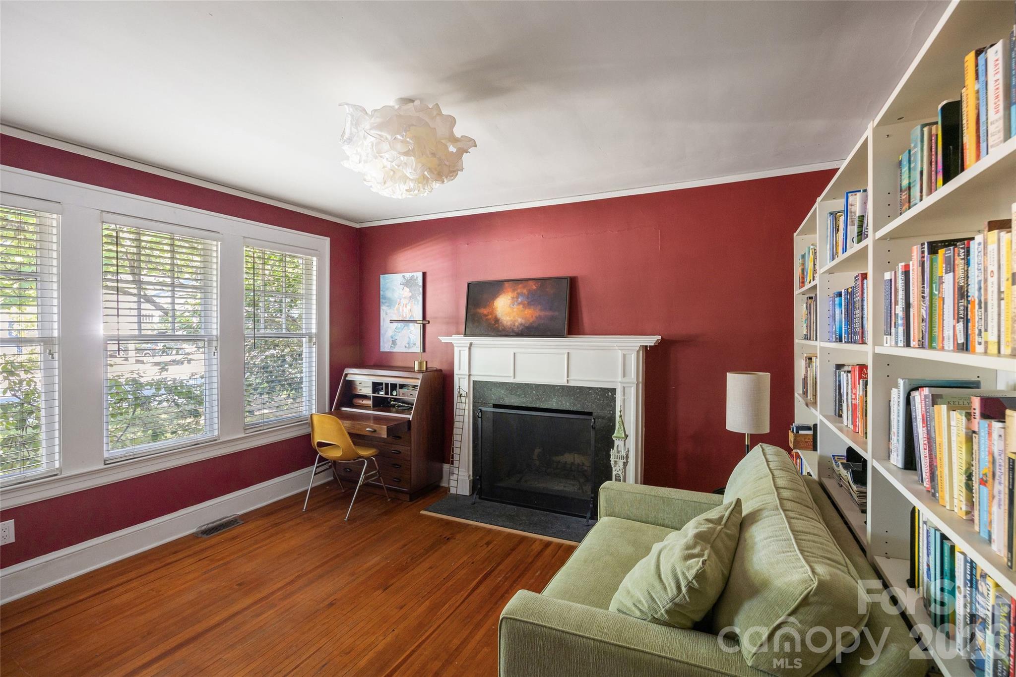 1900 Thomas Avenue Property Photo 19