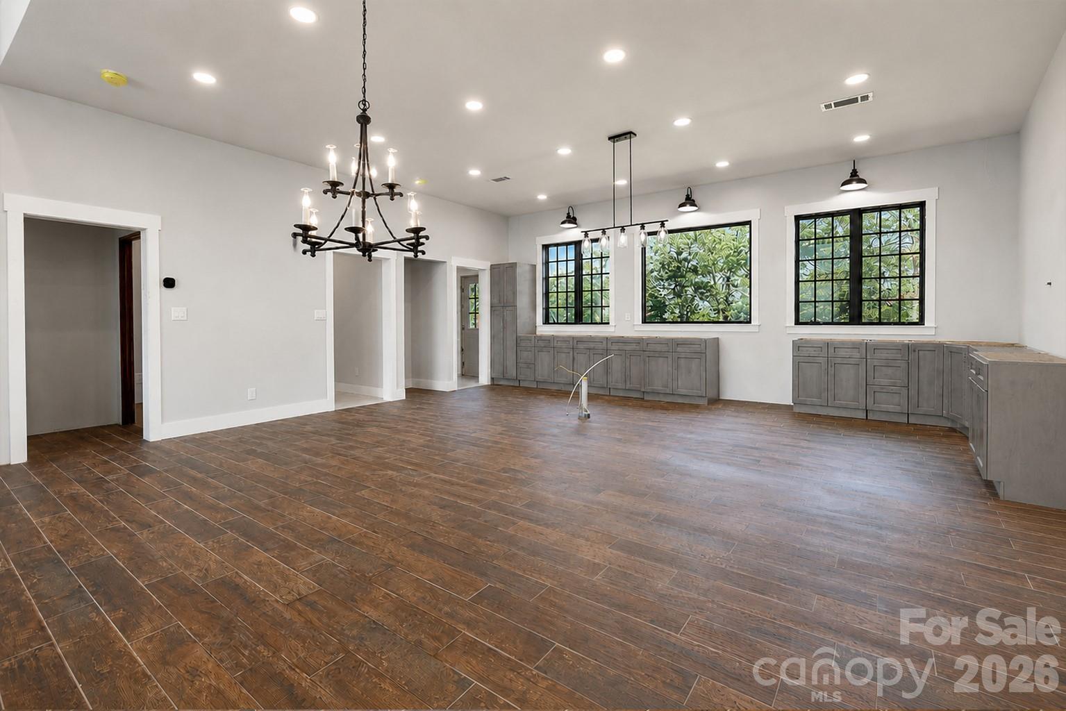 3752 Mountain Vista Drive Property Photo 16